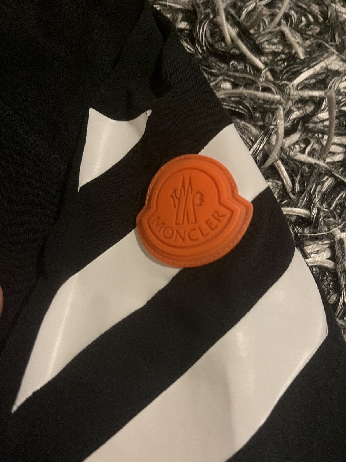 Moncler × Off-White Moncler x Off white long sleeve Size US S / EU 44-46 / 1 - 3 Thumbnail