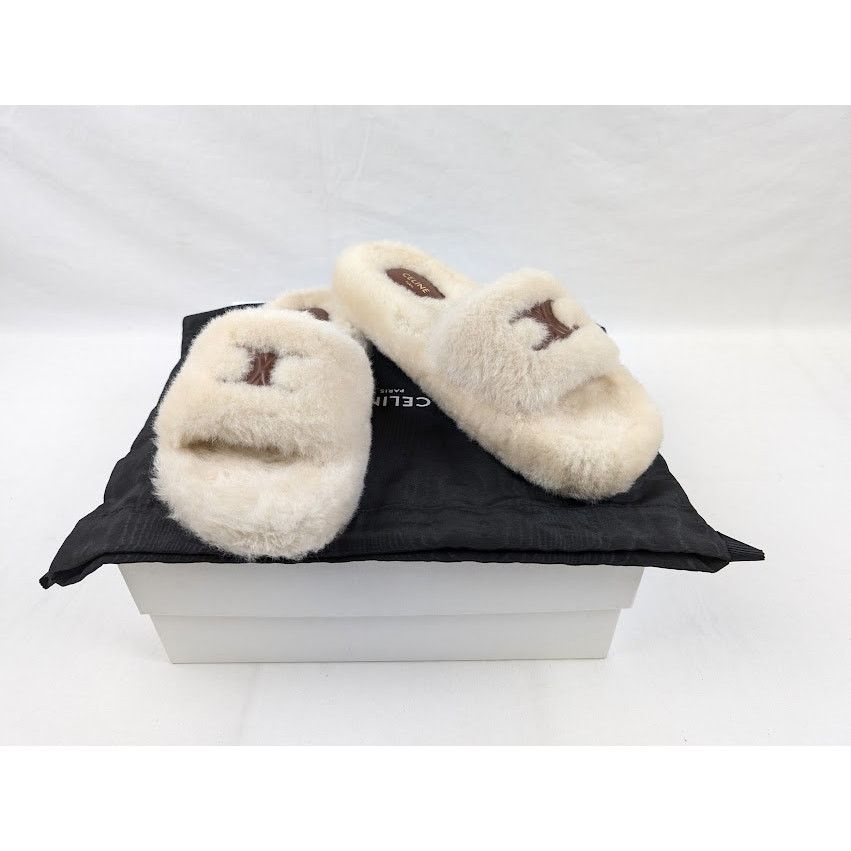 Celine o1rshd1 / Dup / Furry Slippers Slipper Fur Triomphe Size US 9 / IT 39 - 10 Thumbnail