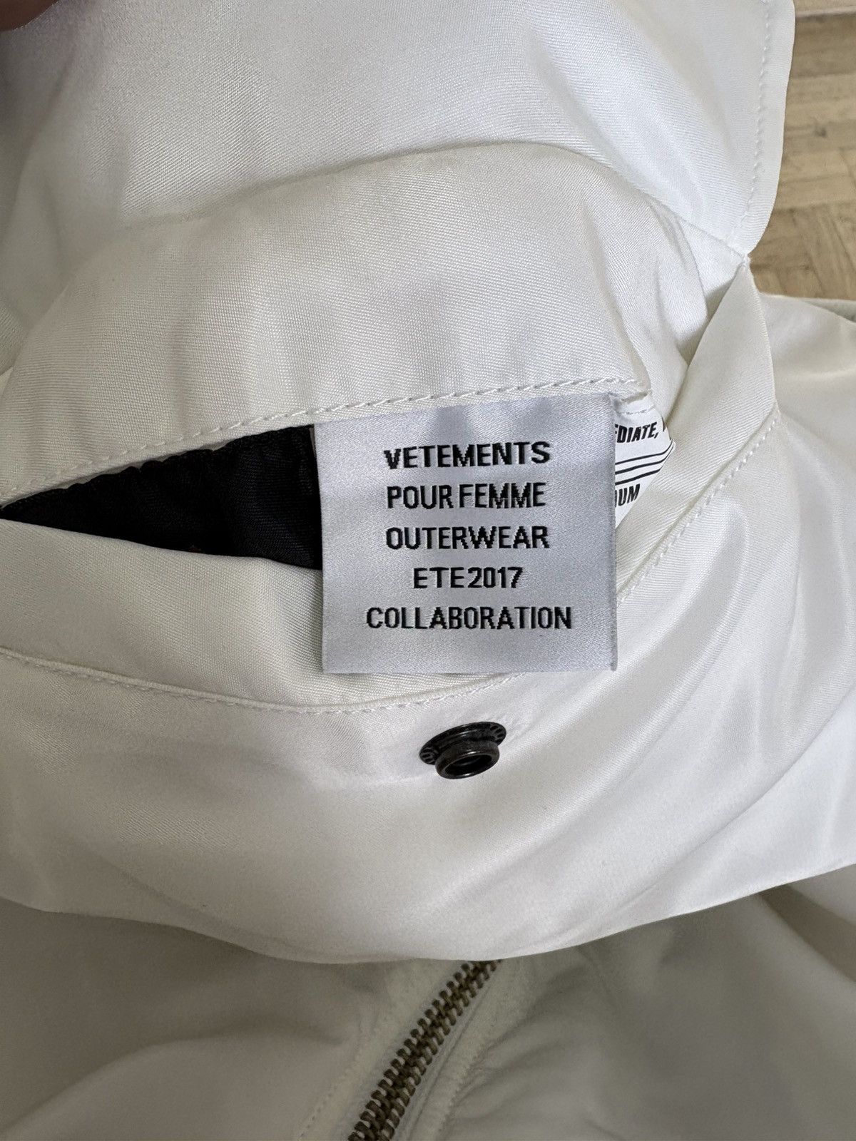 Vetements Vetements x Alpha Industries 2017 reversible bomber Size US S / EU 44-46 / 1 - 9 Thumbnail