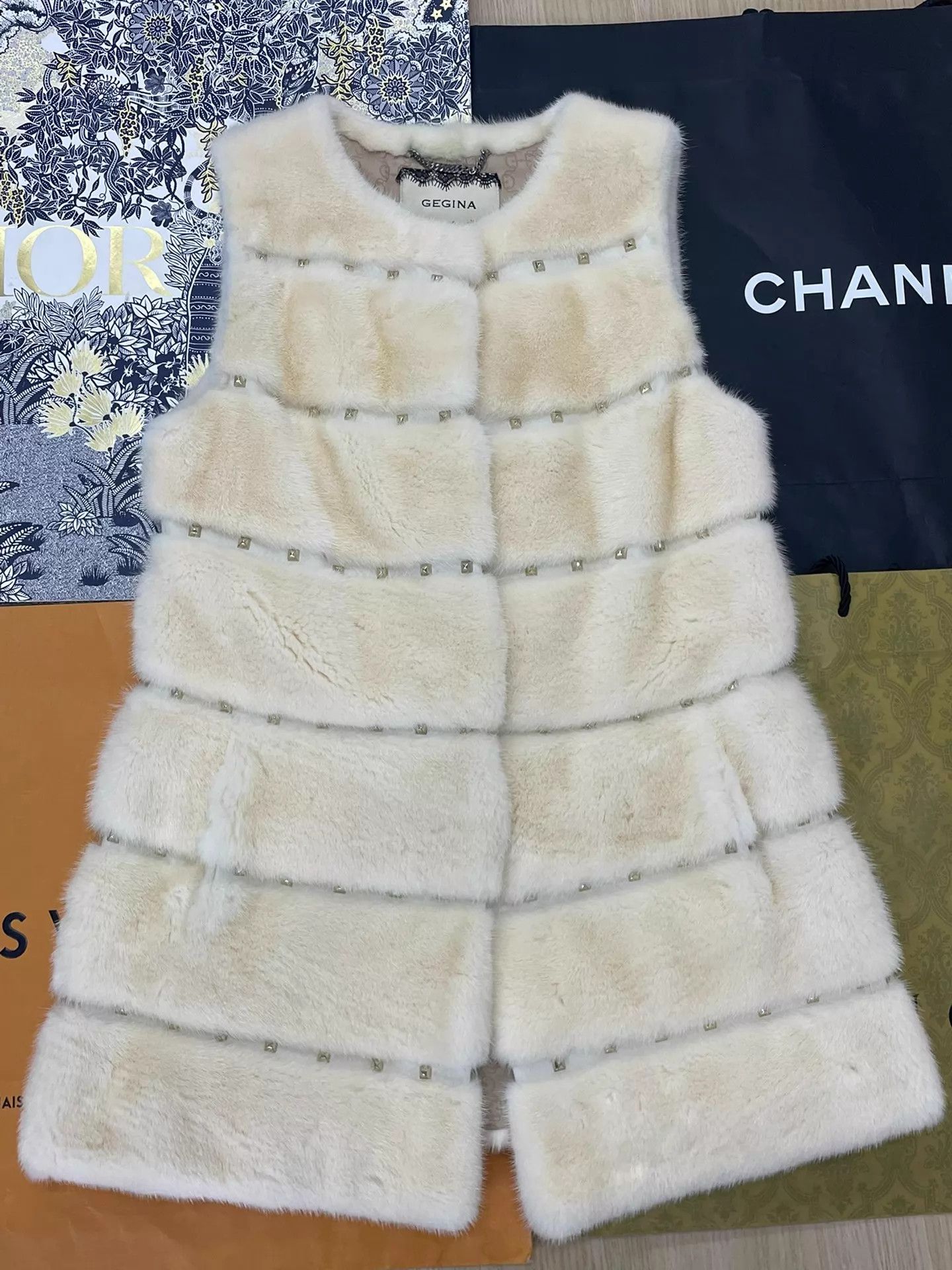Other GEGINA Beige Mink Fur Vest Size 40 New Size S / US 4 / IT 40 - 1 Thumbnail