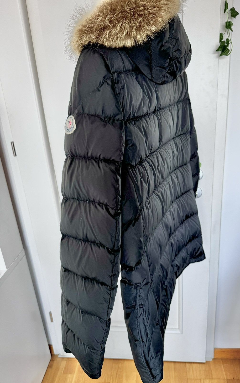 Moncler Moncler Cluny - Fur Hood Jacket Size US L / EU 52-54 / 3 - 12 Thumbnail