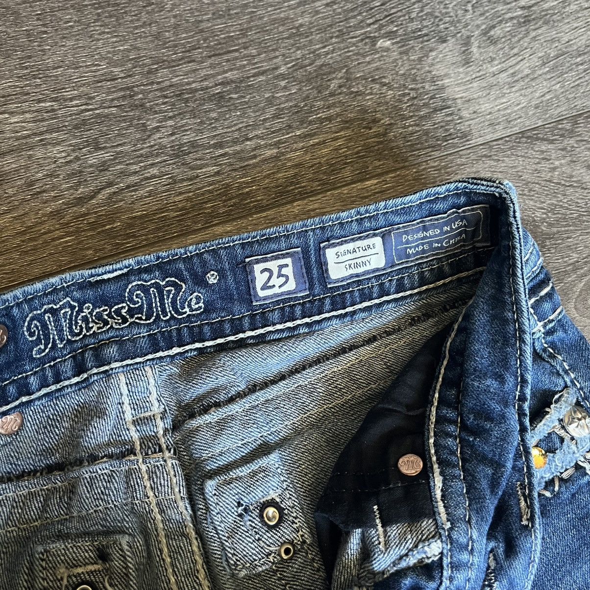 Miss Me Vintage Y2K Miss Me Signature Skinny Denim Jeans Studded Size 25" / US 0 / IT 36 - 10 Thumbnail