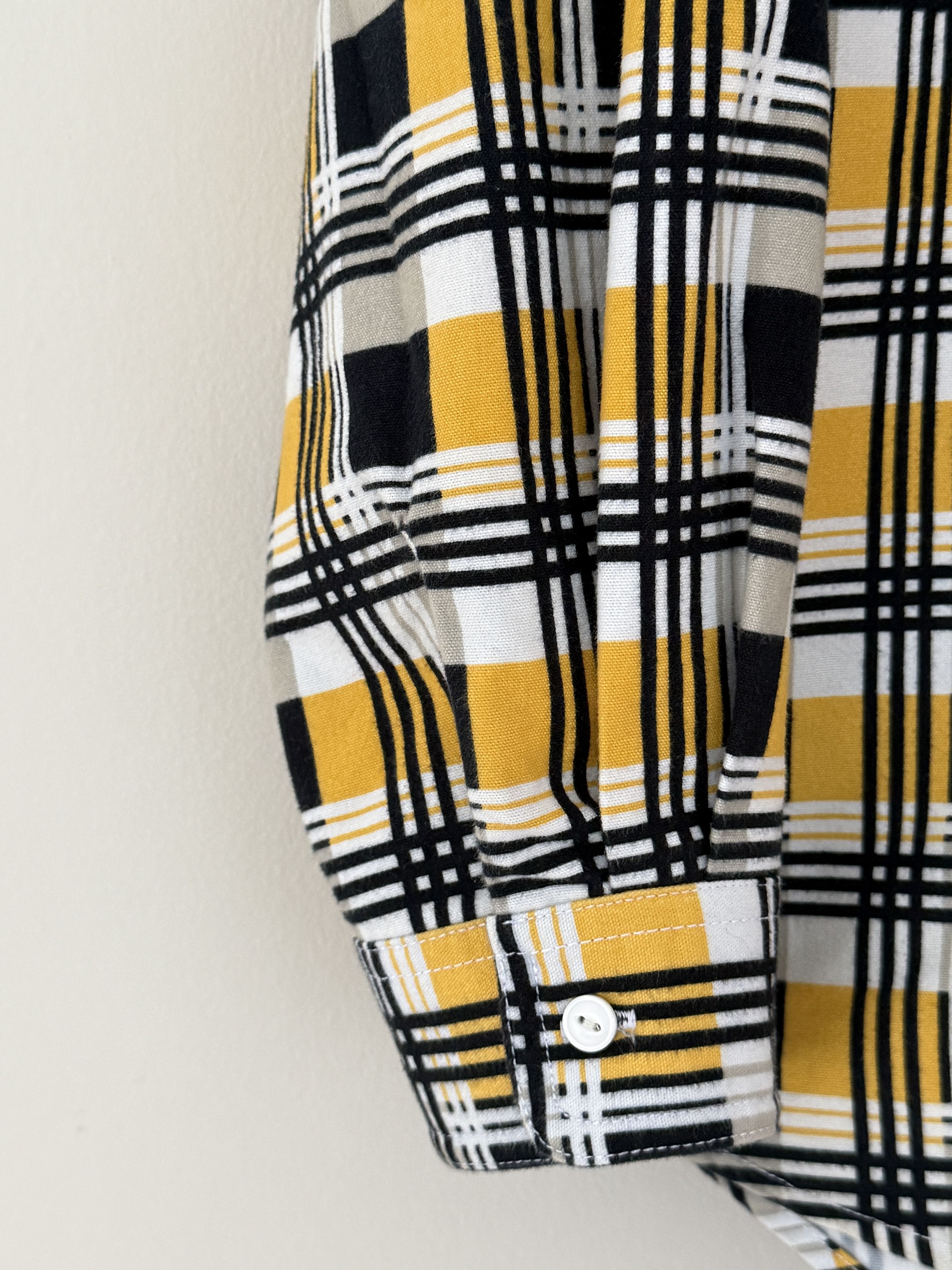 Levi's Oversized printed skate shirt in black/yellow plaid (size M) Size US M / EU 48-50 / 2 - 3 Thumbnail