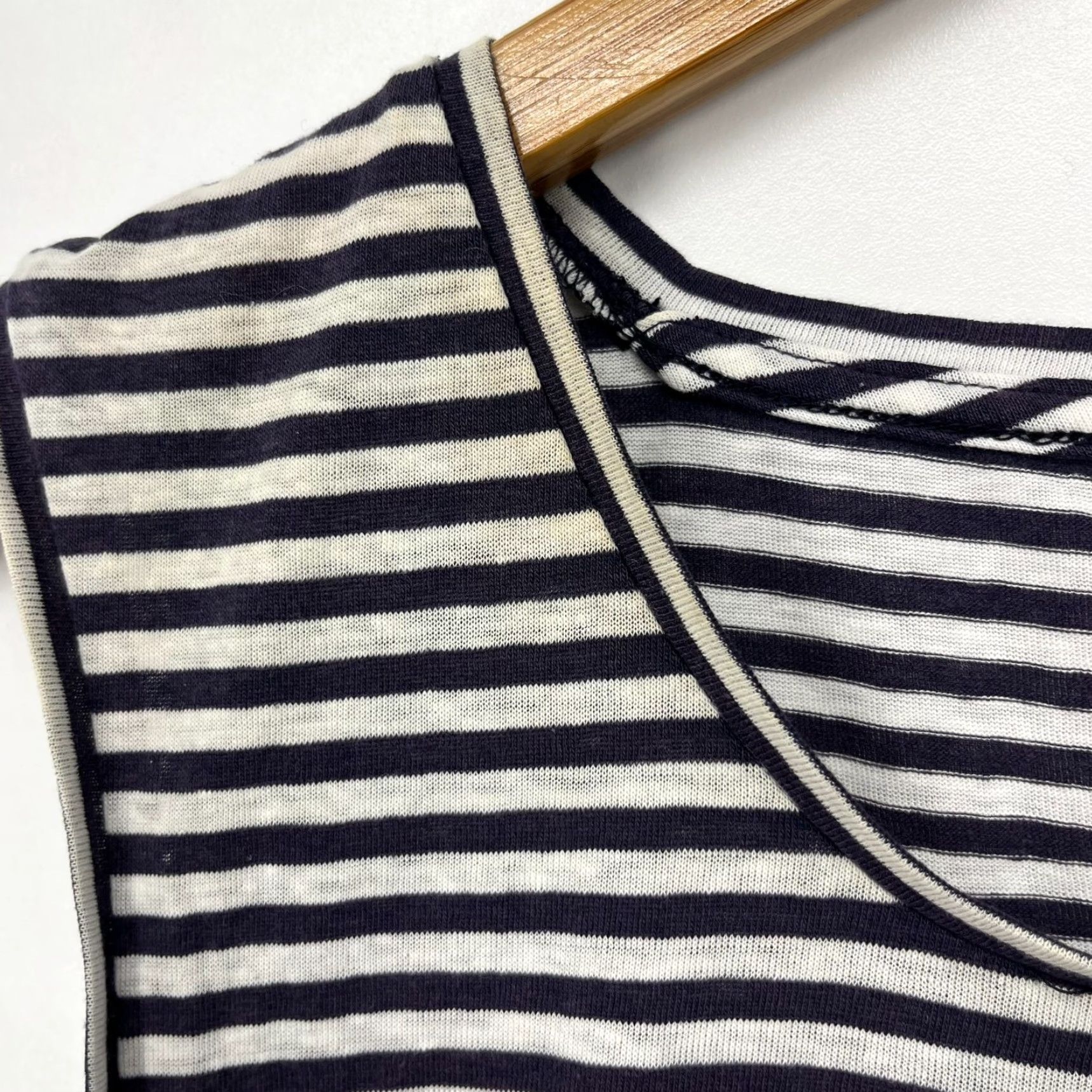 J.Crew J.CREW Tank Top Women's L White Striped Sleeveless Round Neck Size L / US 10 / IT 46 - 5 Thumbnail
