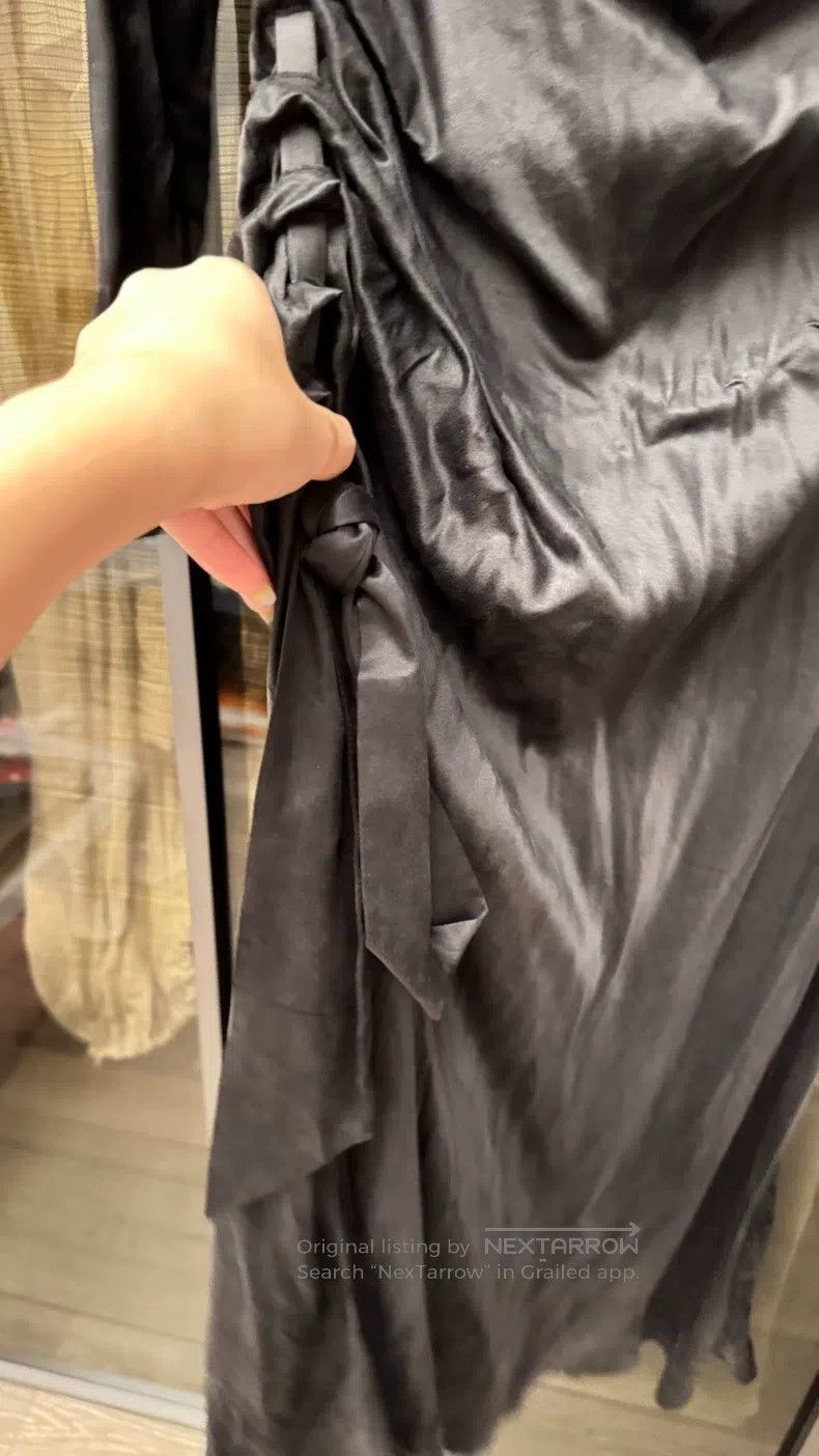 Brunello Cucinelli Brunello Cucinelli Silk little black dress Size S / US 4 / IT 40 - 6 Thumbnail
