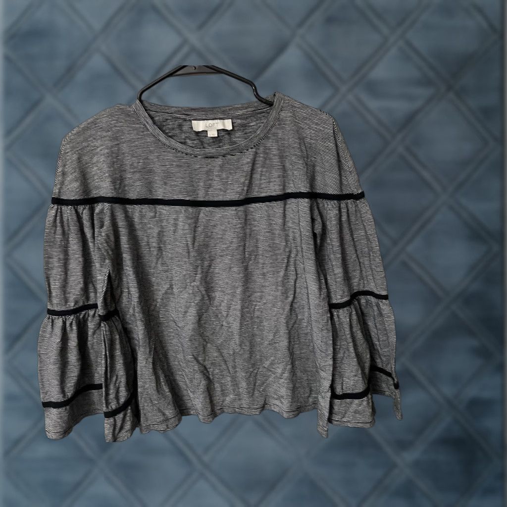 Loft Loft Shirt Womens Small Black Striped Bell Sleeve Casual Size S / US 4 / IT 40 - 1 Thumbnail