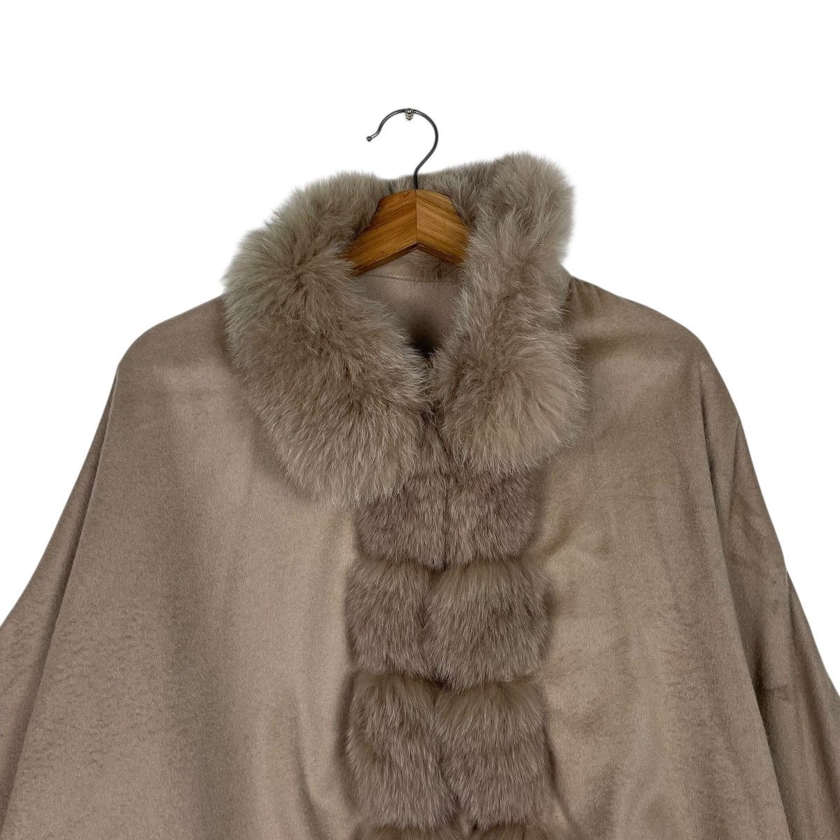 Other Saga Furs Women Jacket Size M / US 6-8 / IT 42-44 - 2 Thumbnail