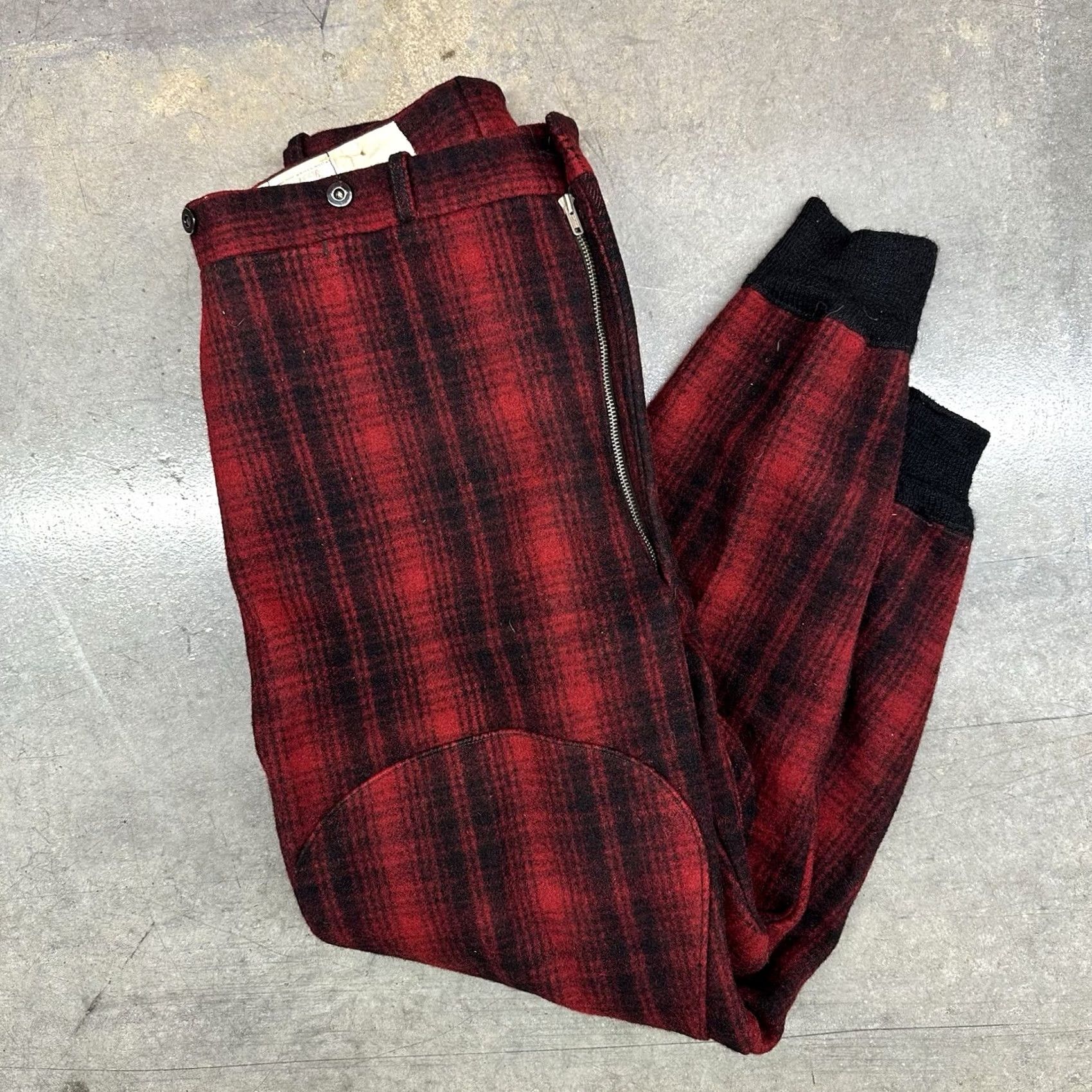 Vintage VINTAGE Woolrich Hunting Pants Red Black Buffalo Plaid Wool Size 42 Mens Size US 42 / EU 58 - 8 Thumbnail