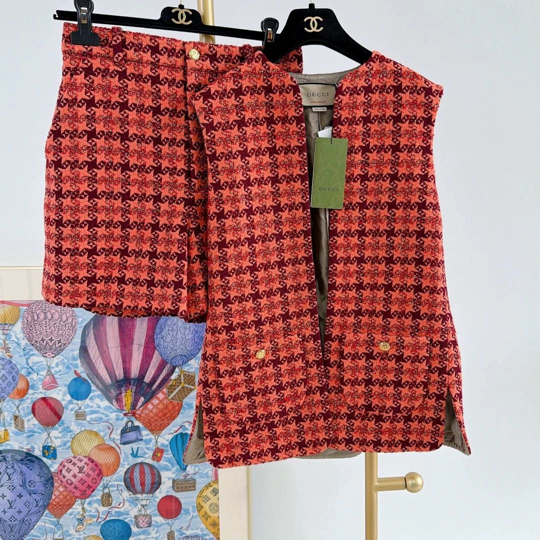 Gucci Gucci Orange Check Top & Shorts 40/38 NWT Size S / US 4 / IT 40 - 1 Thumbnail