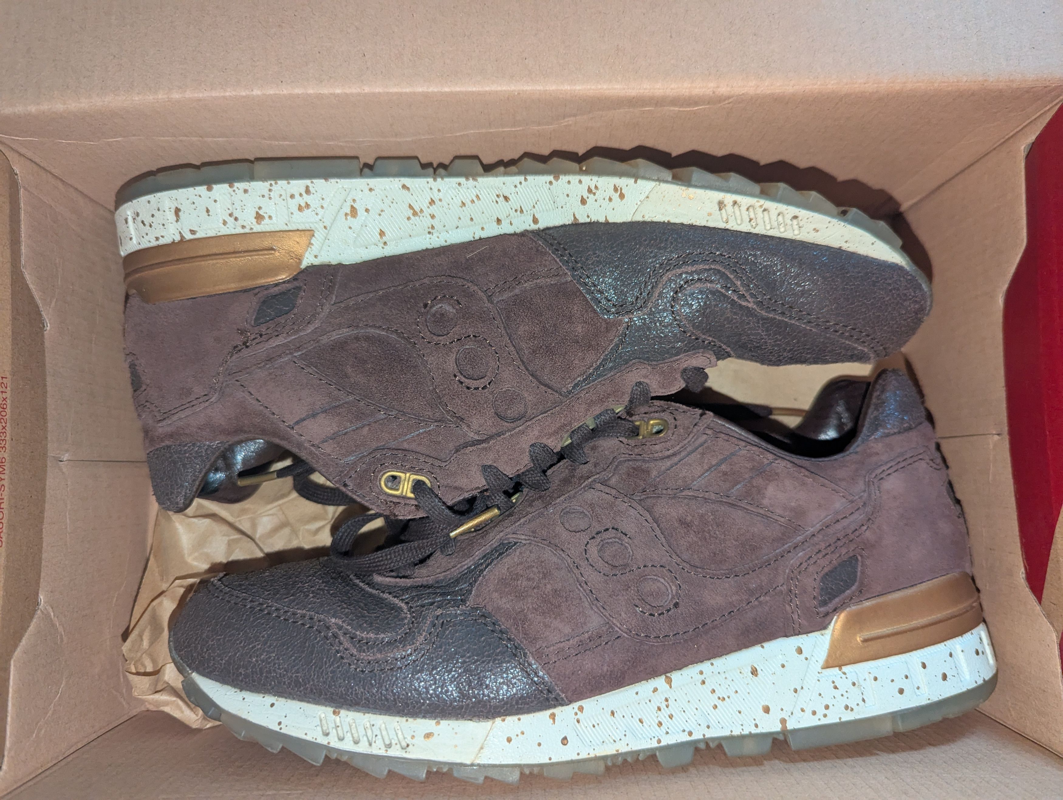 Saucony Saucony Shadow 5000 'Chocolate Pack' Size US 9 / EU 42 - 1 Thumbnail