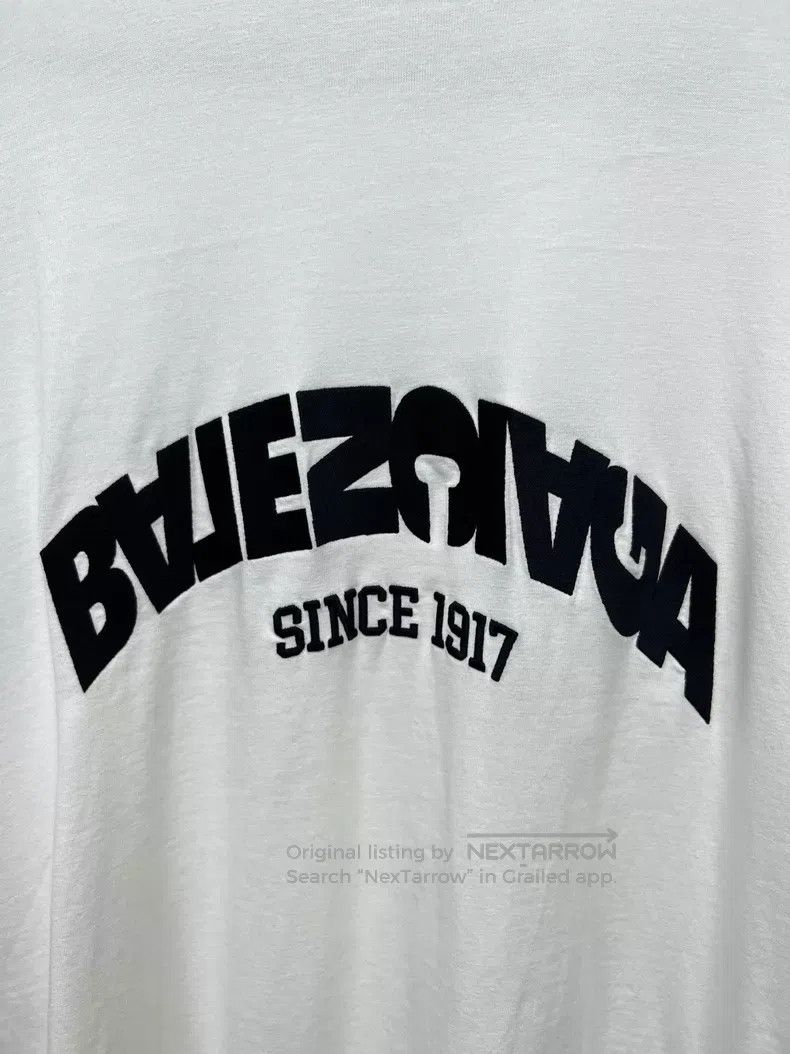 Balenciaga Balenciaga White Reversed Letter Embroidered Short Sleeve Size US S / EU 44-46 / 1 - 4 Thumbnail