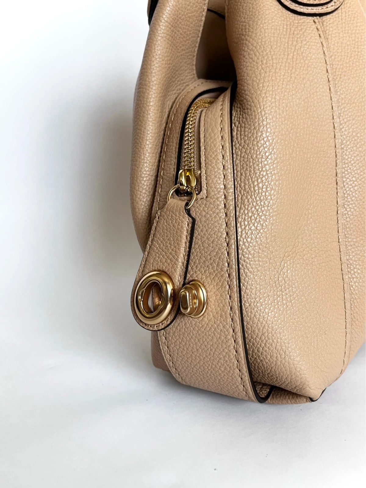 Coach Coach Edie Shoulder Bag 31 Size ONE SIZE - 7 Thumbnail
