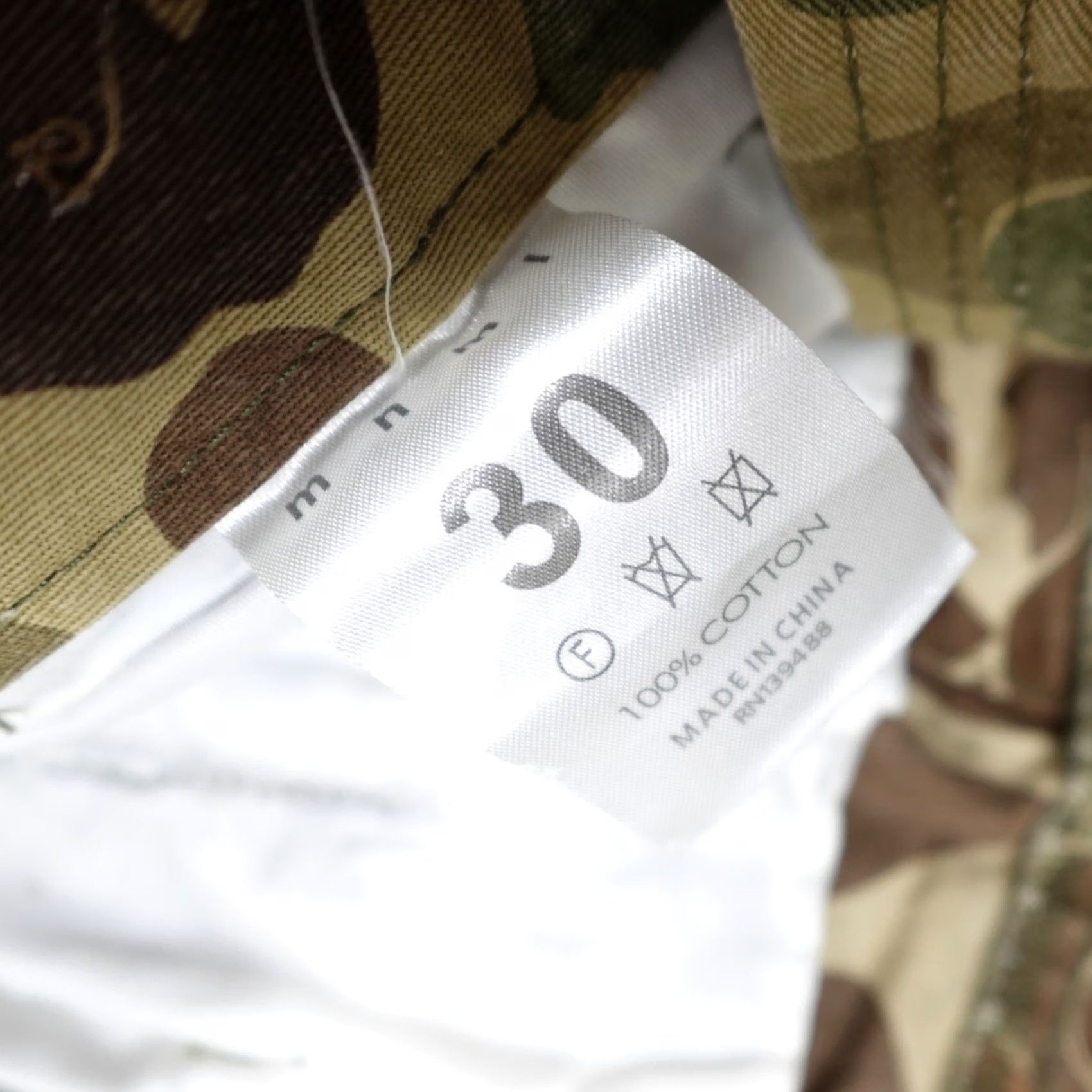 Vintage MNMI Mens Pants 30 x 30 Green Brown Chino Duck Camo Camouflage Cargo Pants Cargo Pocket 5-Pocket Canvas Cotton Regular Size 30 Mens Size US 30 / EU 46 - 2 Thumbnail