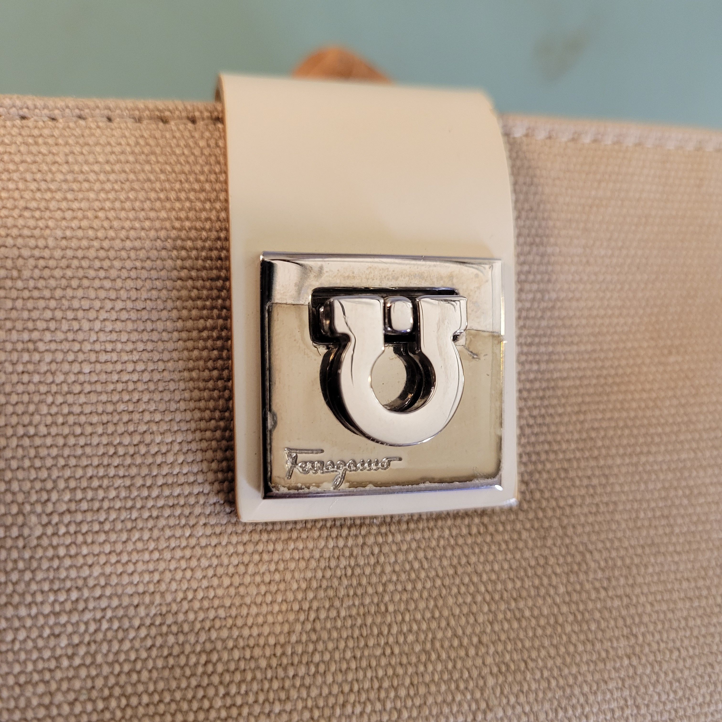Salvatore Ferragamo Long Canvas and Leather Twist Logo Lock Wallet Size ONE SIZE - 3 Thumbnail