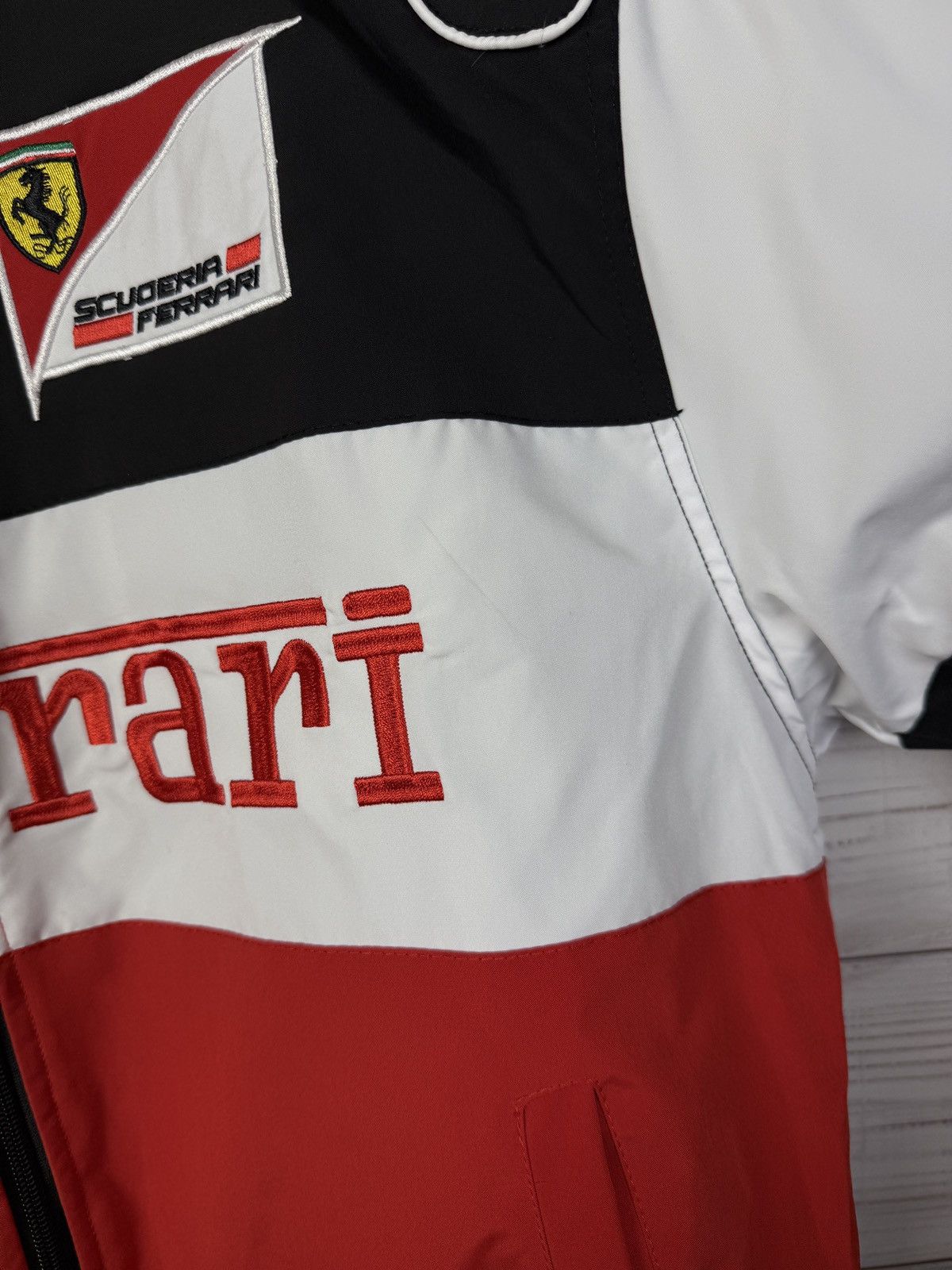 Ferrari Racing Jacket Ferarri Big Logo Rare Size US L / EU 52-54 / 3 - 8 Thumbnail