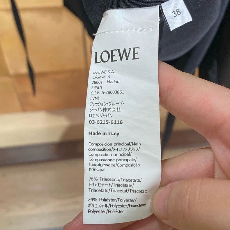 Loewe LOEWE Black embroidered logo silk shirt Size M / US 6-8 / IT 42-44 - 4 Thumbnail