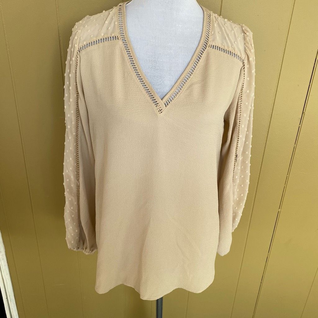 Express Express women M Longsleeve semi sheer textured print blouse Size M / US 6-8 / IT 42-44 - 1 Thumbnail