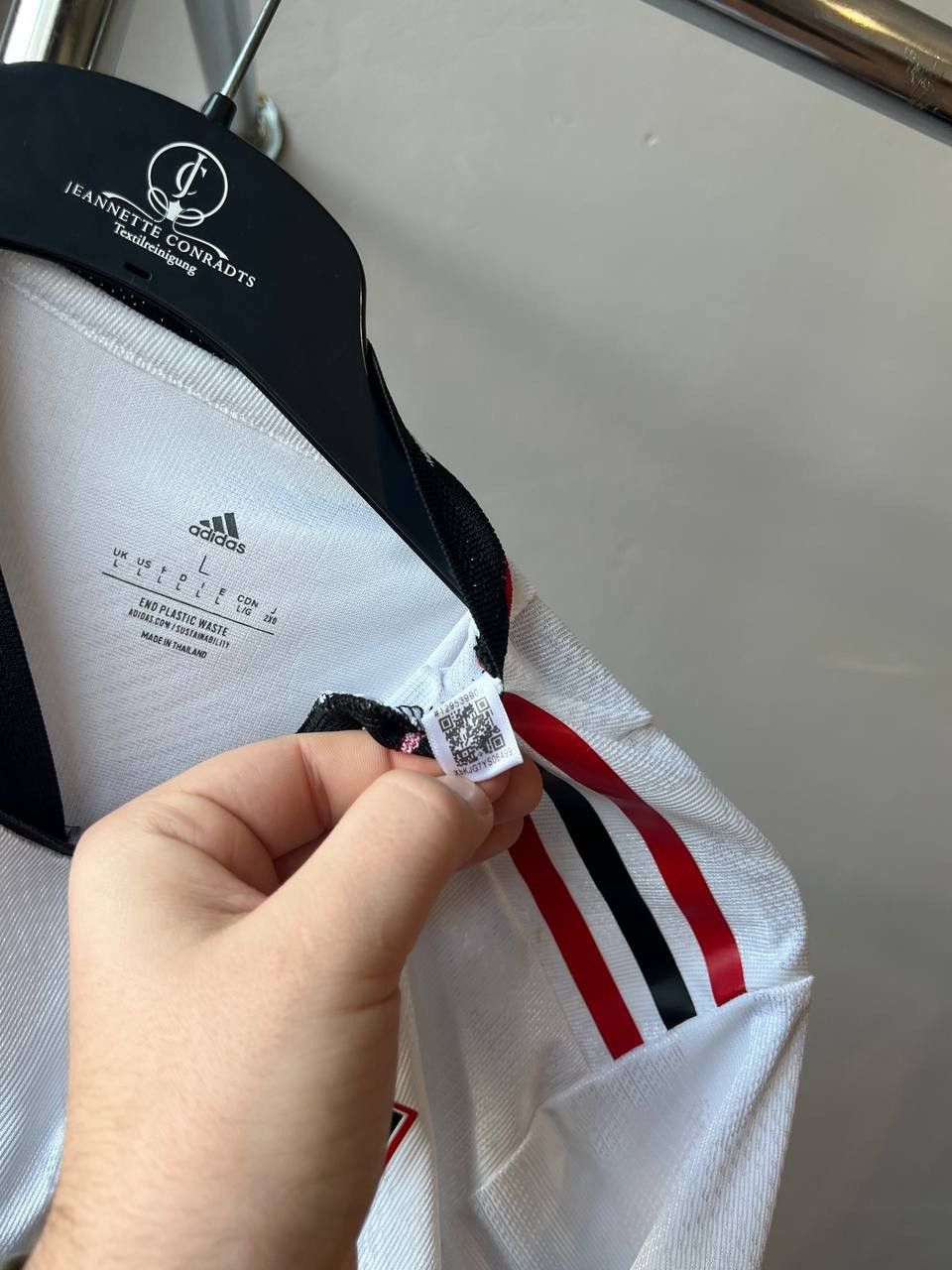 Adidas 2022/23 MANCHESTER UNITED AWAY SOCCER JERSEY FOOTBALL SHIRT Size US L / EU 52-54 / 3 - 10 Thumbnail