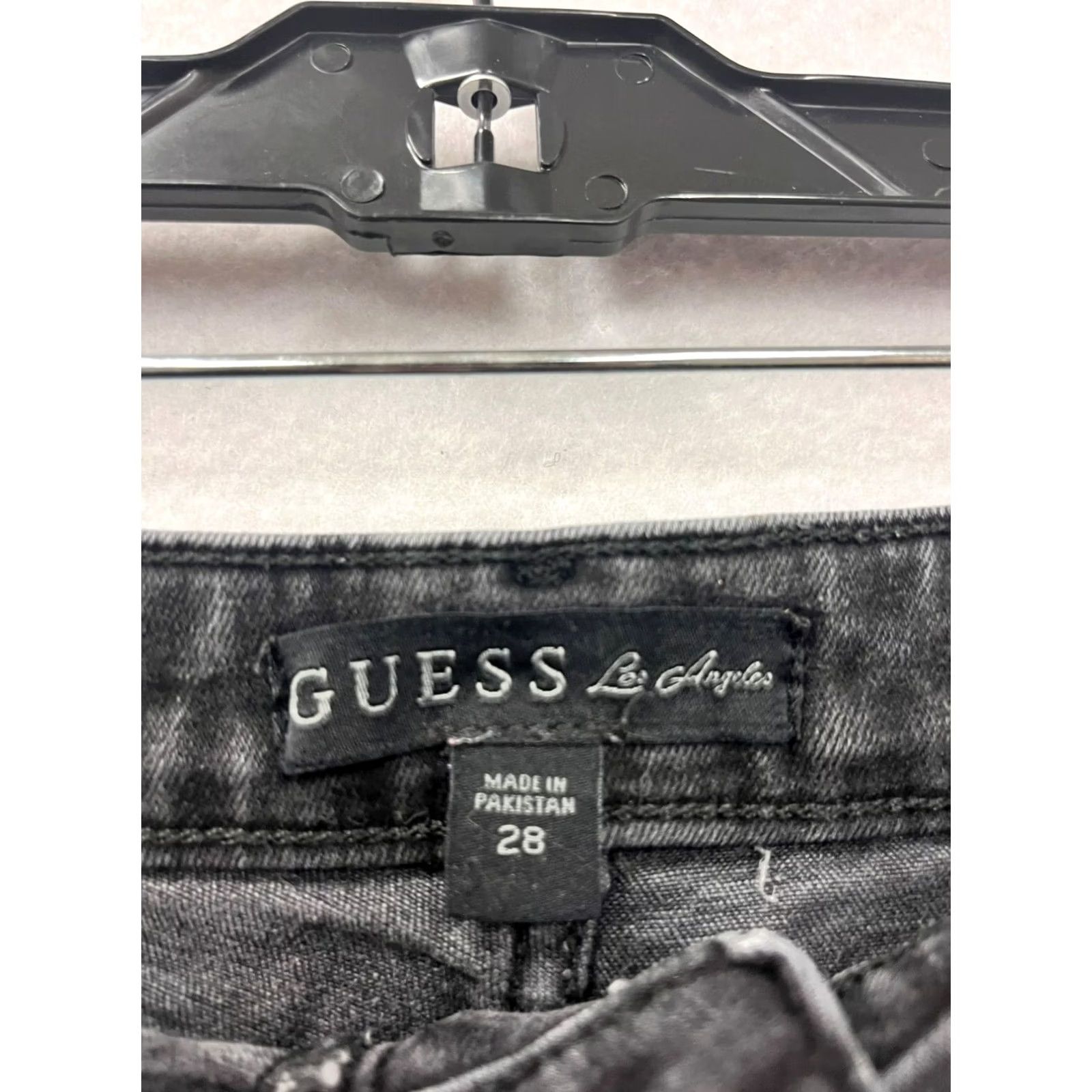 Guess Guess Womens Black Denim Shorts With Floral Embroidery Size 28 Size 28" / US 6 / IT 42 - 3 Thumbnail