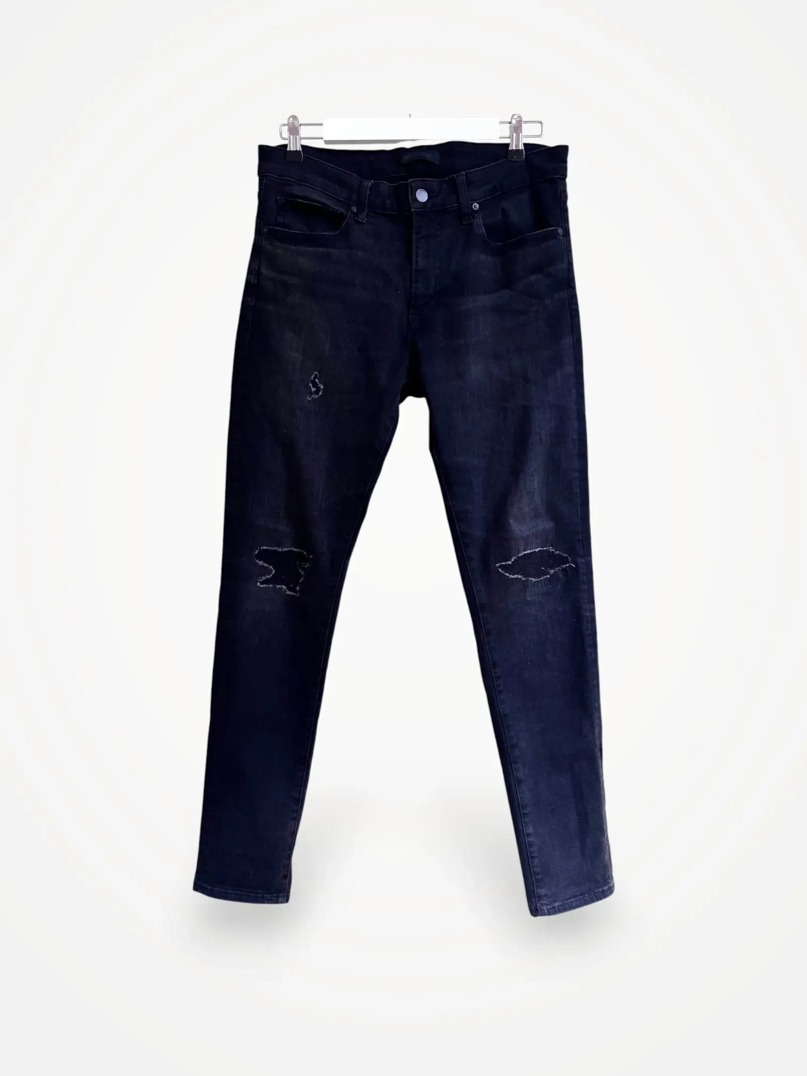 Uniqlo Uniqlo Jeans Svarta Jeans Dam/man Jeans Size US 32 / EU 48 - 1 Thumbnail