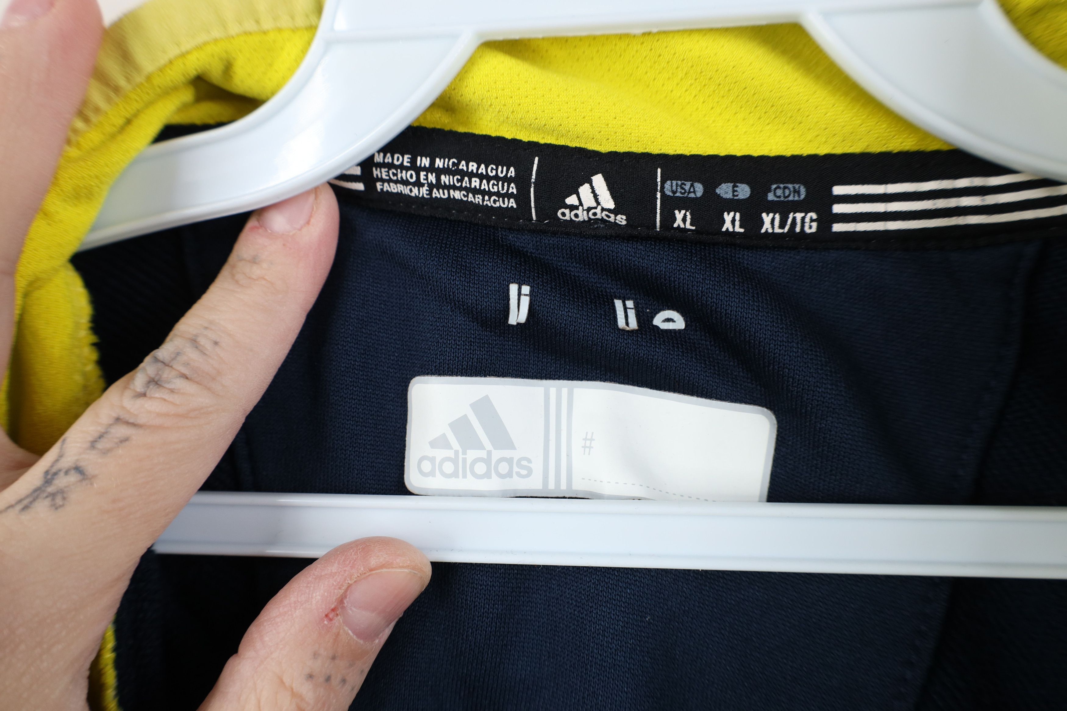 Adidas Adidas University of Michigan Football Half Zip Jacket Shirt Size US XL / EU 56 / 4 - 9 Thumbnail
