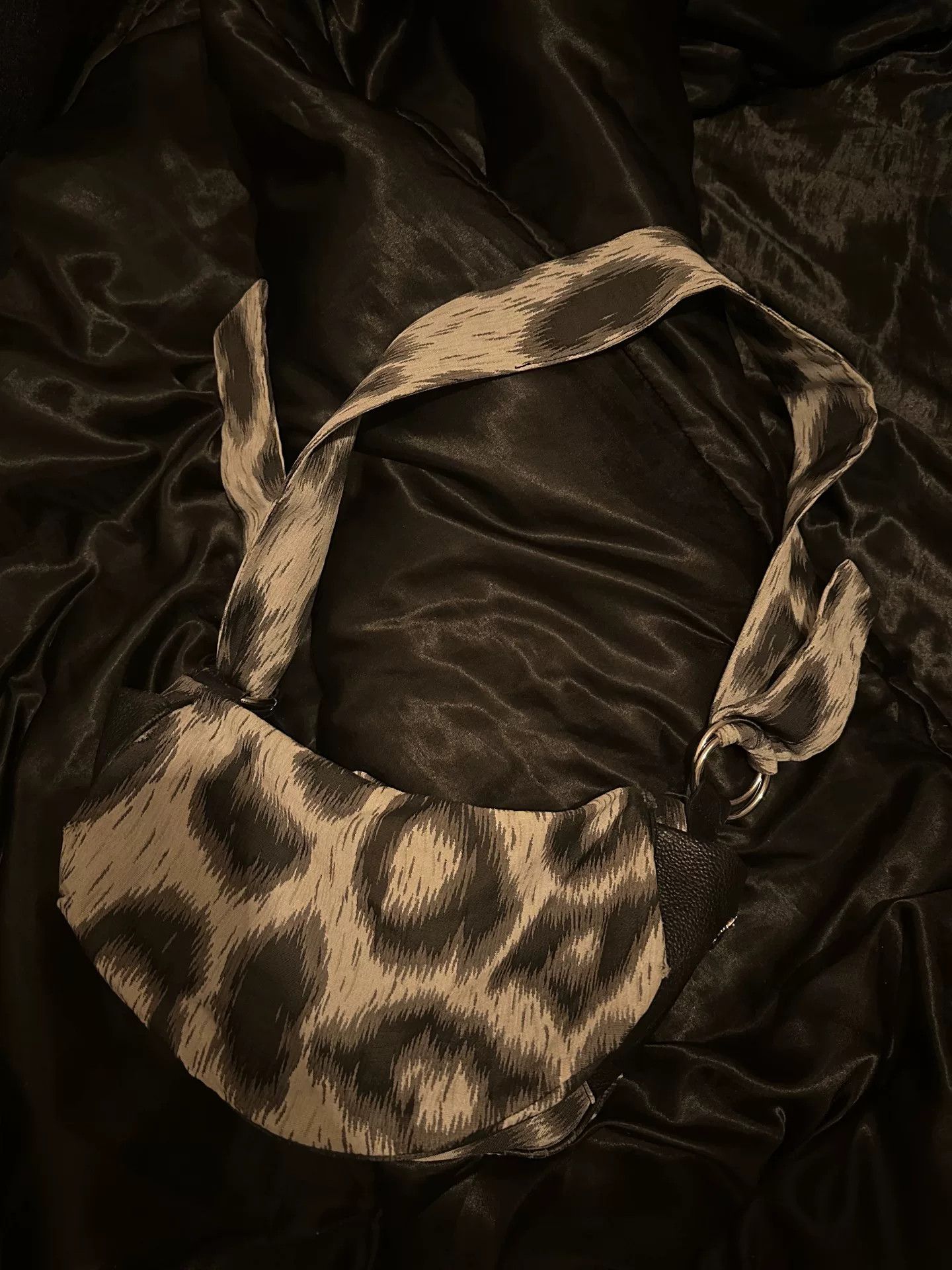Vivienne Westwood Vivienne Westwood Black White Leopard Crossbody Bag Size ONE SIZE - 1 Thumbnail