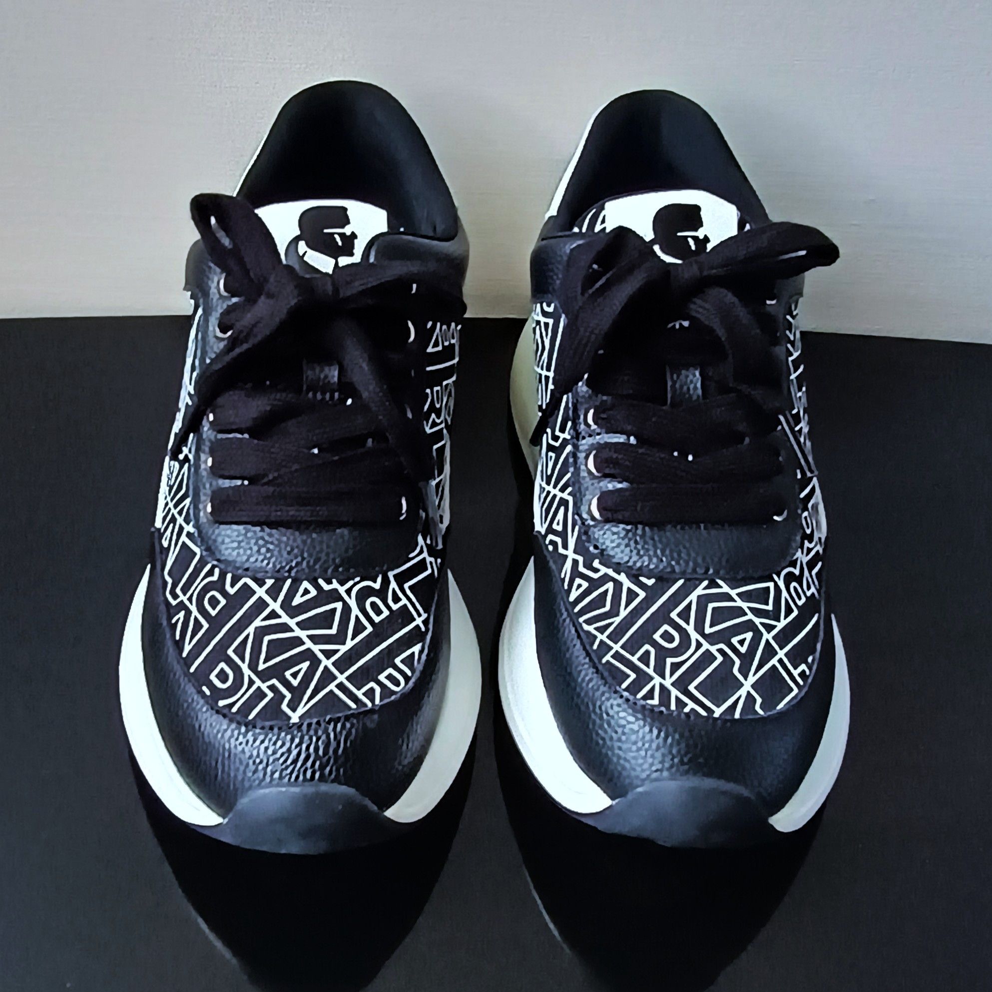 Karl Lagerfeld Karl Lagerfeld Paris Women's Dallas Logo Chunky Sneaker Size US 8.5 / IT 38.5 - 4 Thumbnail