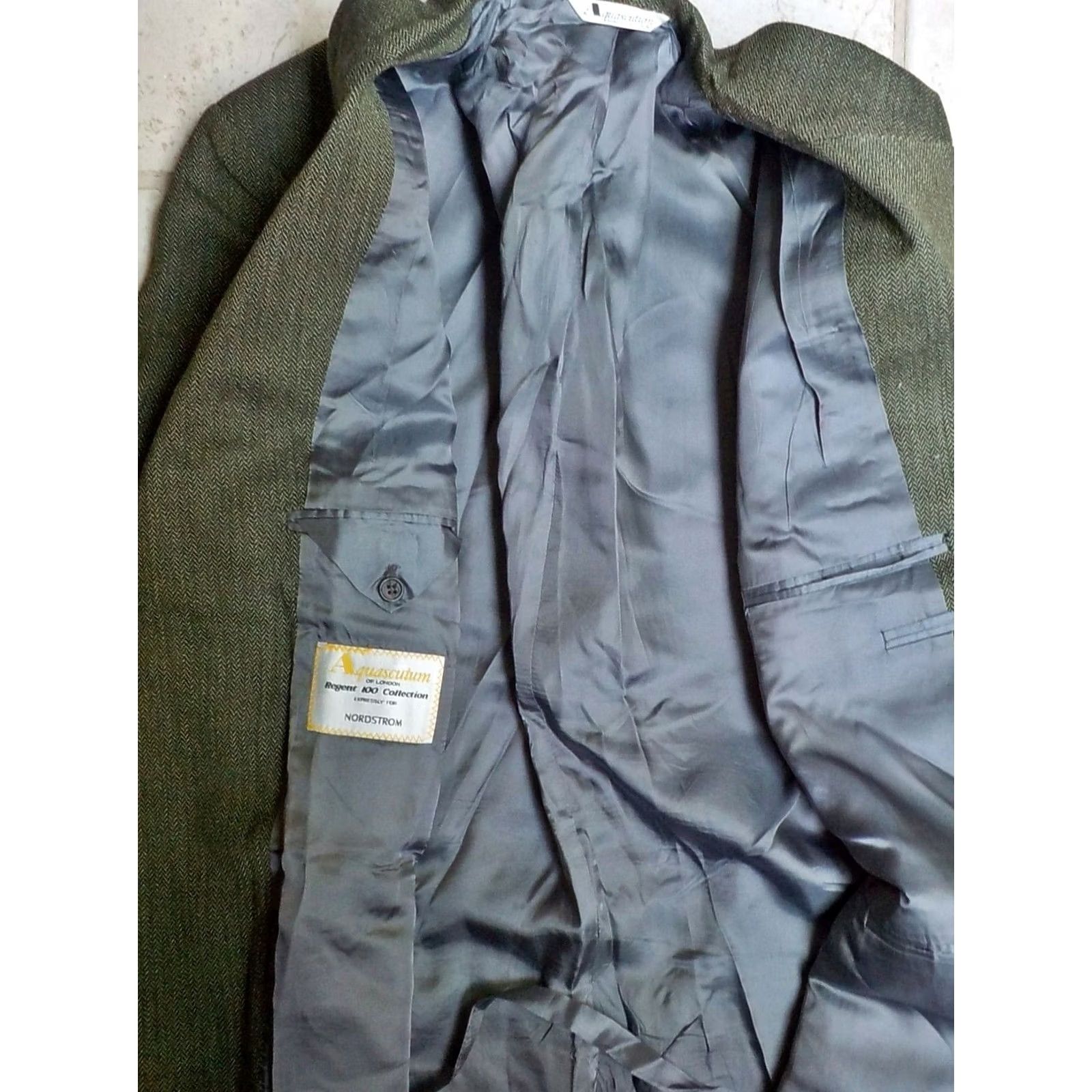 Aquascutum AQUASCUTUM Herringbone 3 Button Jacket Blazer Sz.44 Green/Black Made in USA Size 44R - 6 Thumbnail