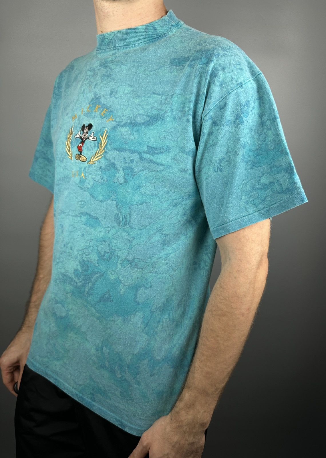 Vintage 90s Vintage Mickey Mouse Single Stitch Cartoon T Shirt USA Size US M / EU 48-50 / 2 - 11 Thumbnail