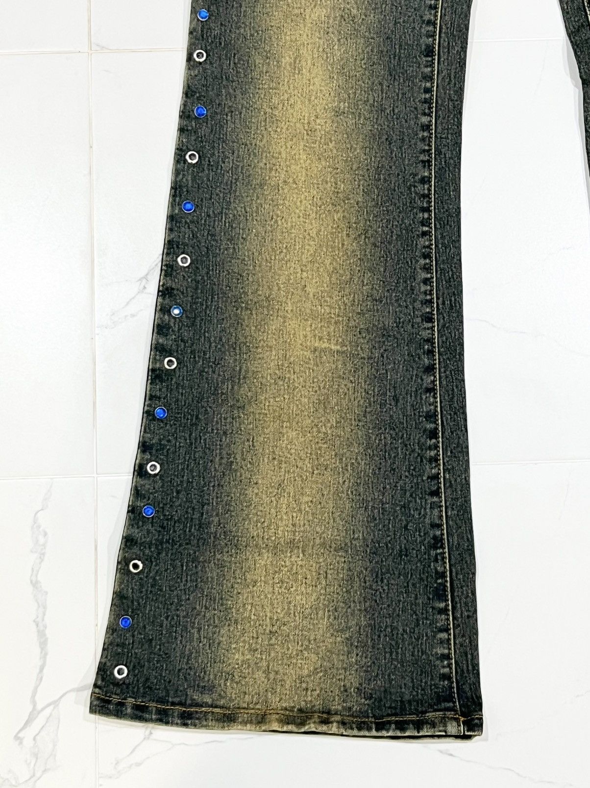 Japanese Brand Japan Hot Ballooning Mud Wash Studded Flared Jeans Size US 30 / EU 46 - 5 Thumbnail