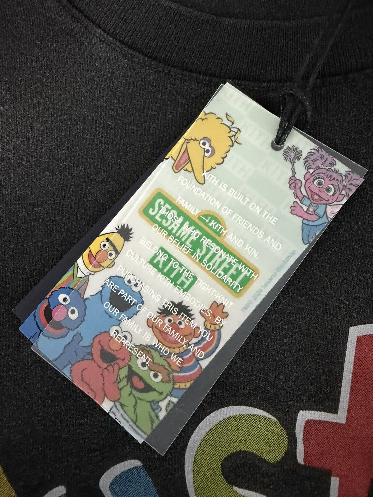 Kith Kith X Sesame Street just us T-shirt Size US L / EU 52-54 / 3 - 3 Thumbnail