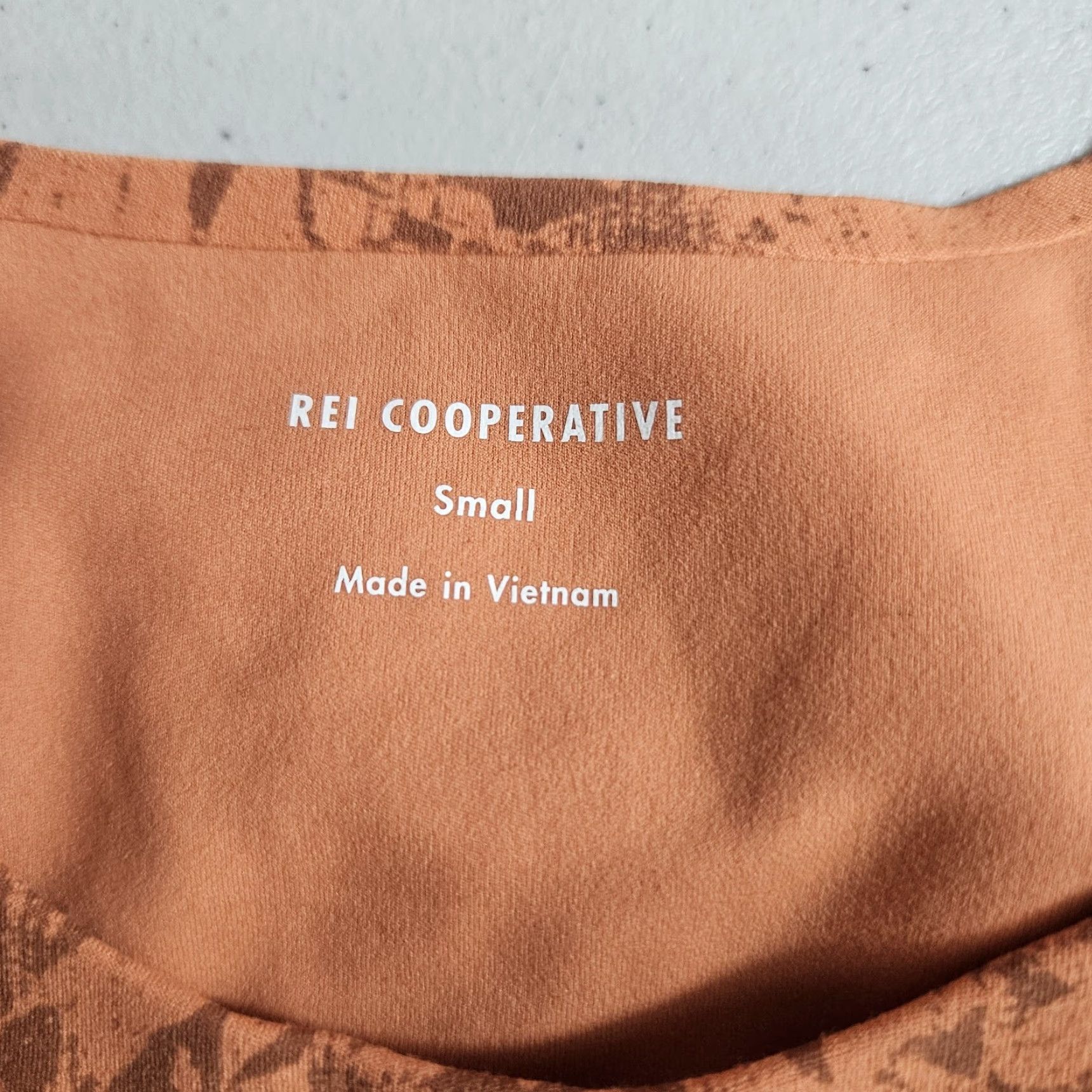 Vintage VINTAGE REI Womens Cropped Tank Top Sz Small Orange Nylon Blend Size S / US 4 / IT 40 - 4 Thumbnail