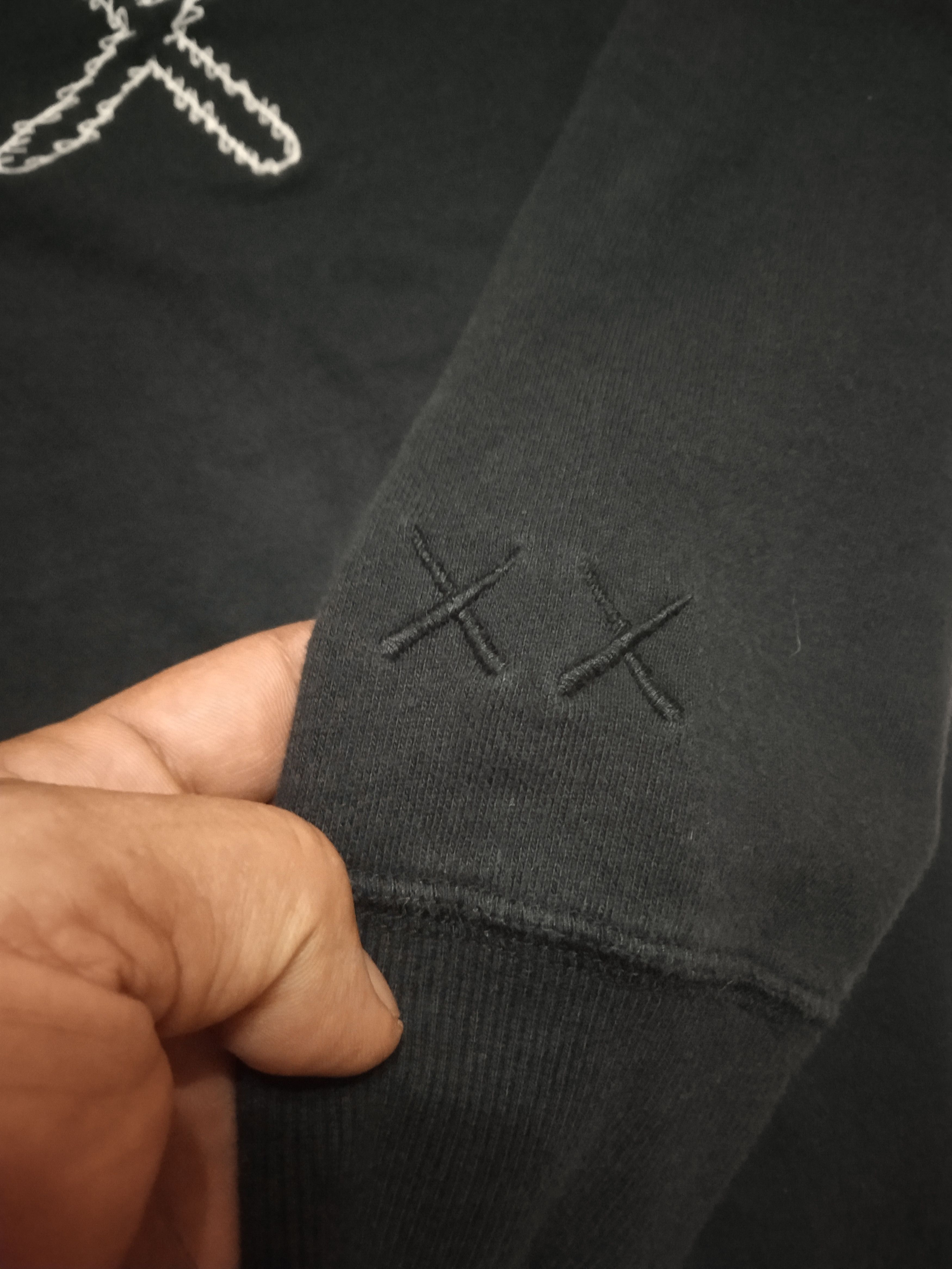 Kaws × Uniqlo Kaws x Sesame Street Sweatshirt Size US M / EU 48-50 / 2 - 5 Thumbnail