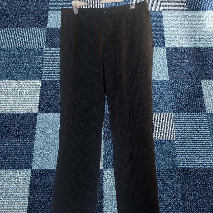 Dockers Dockers Pants Mens 33x32 gray plaid golf preppy checkered summer Size US 33 - 1 Thumbnail