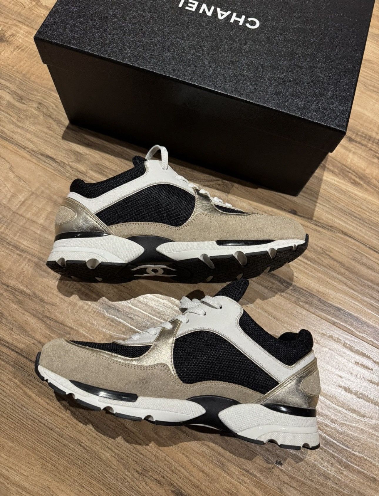 Chanel Chanel Sneakers Size US 9.5 / EU 42-43 - 3 Thumbnail