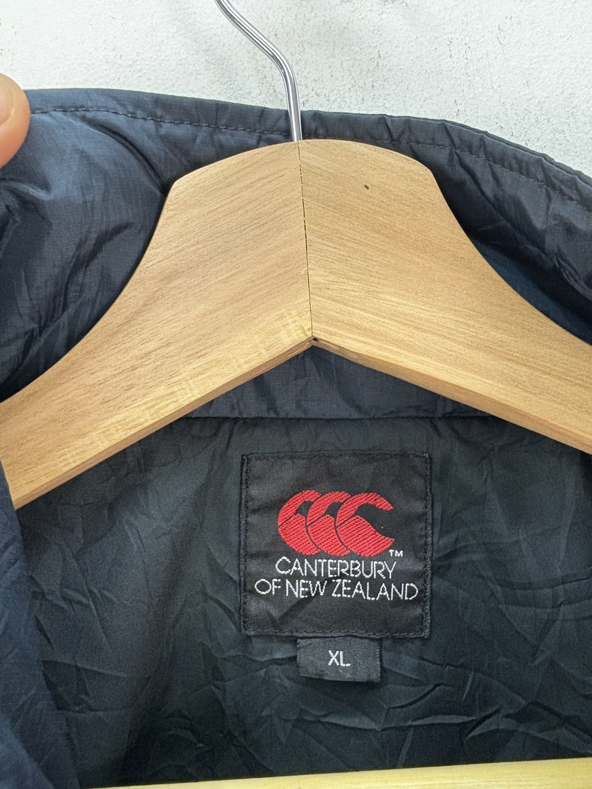 Canterbury of New Zealand × Vintage Vintage CANTERBURY Light Puffer Jacket Windbreaker Size US XL / EU 56 / 4 - 4 Thumbnail