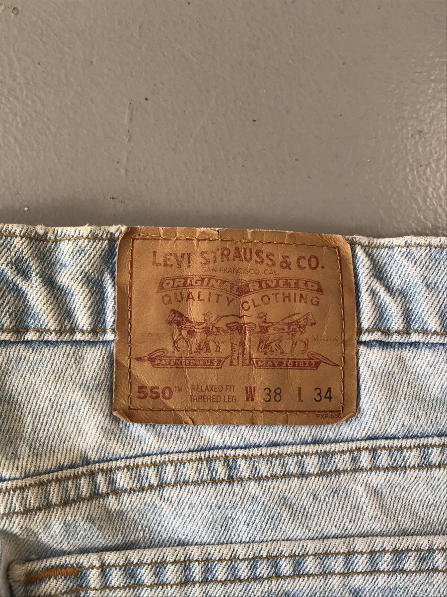 Levi's × Vintage Crazy vintage 90s Levi’s Strauss 550 baggyfit denim Size US 37 - 11 Thumbnail