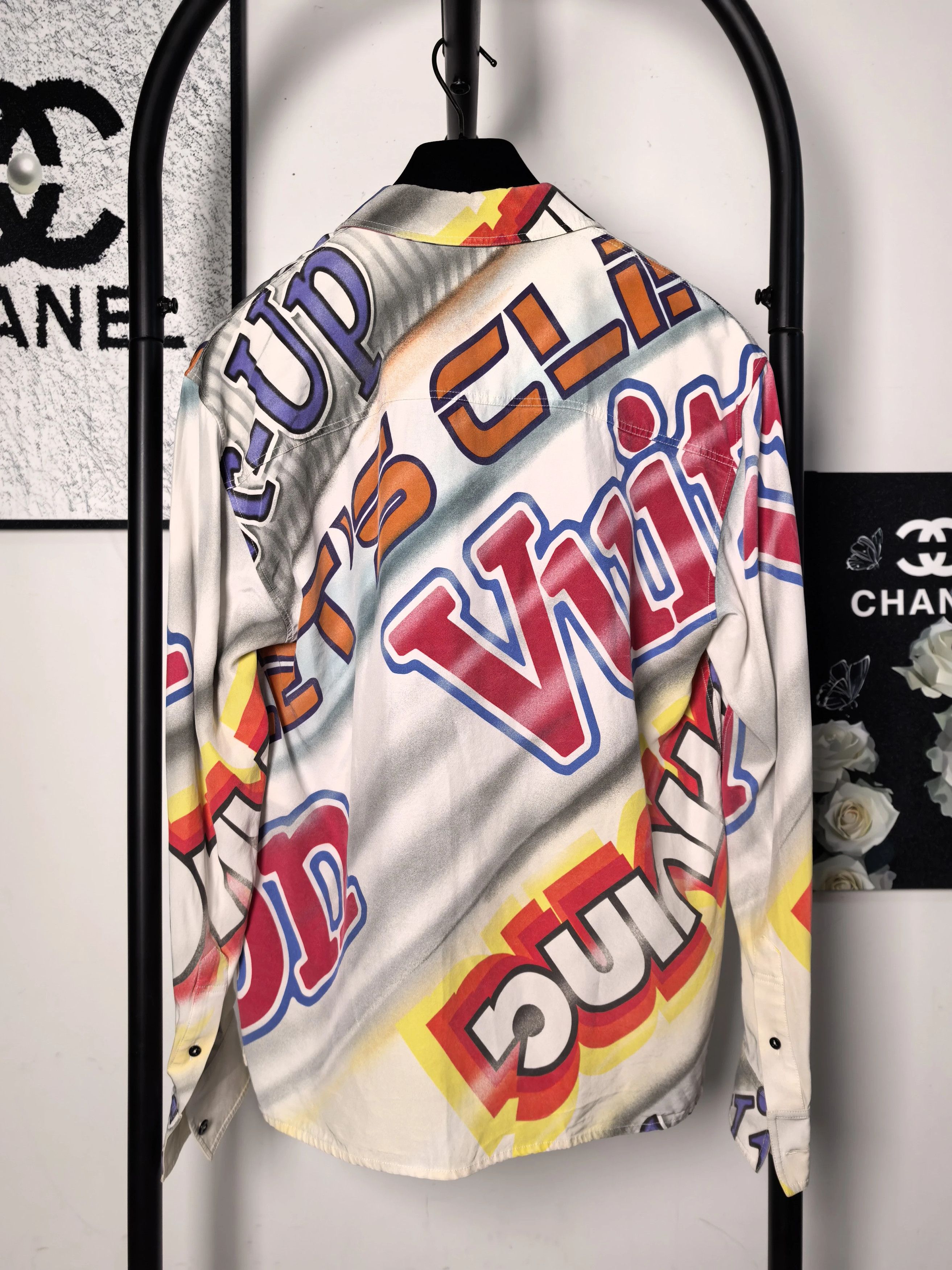 Louis Vuitton LV Floral Retro Slogan Shirt Size S / US 4 / IT 40 - 2 Thumbnail