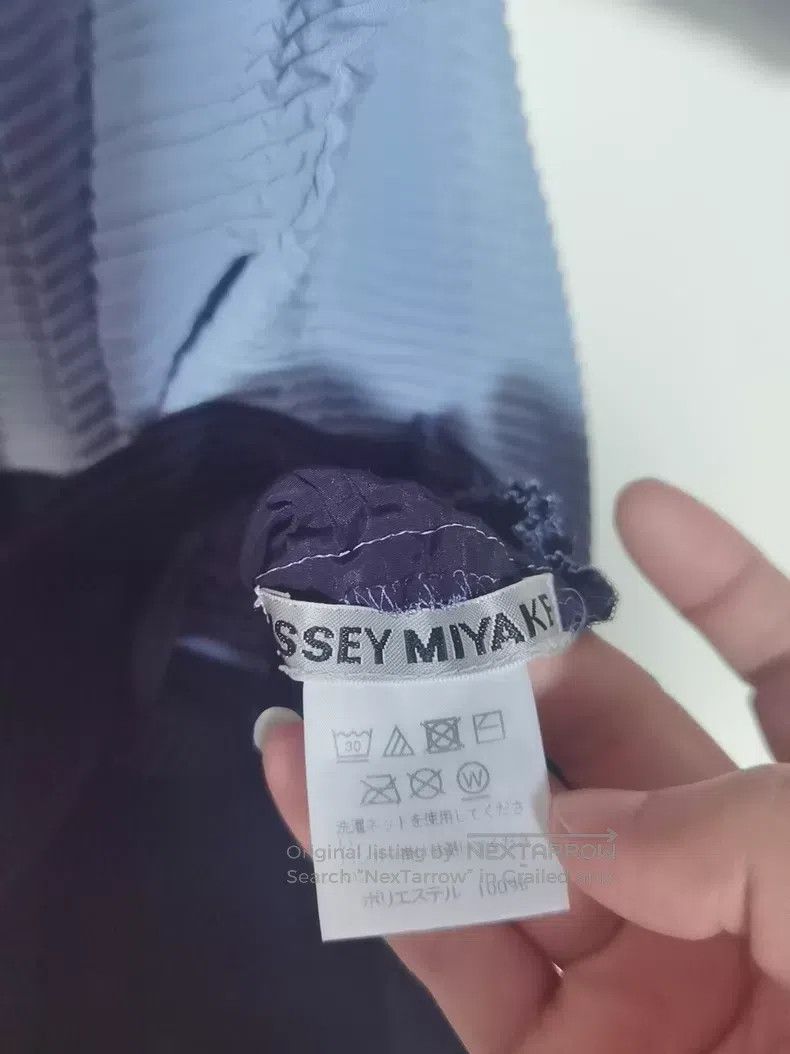 Issey Miyake Issey Miyake Top, Blue and Dark Blue Color Block Size M / US 6-8 / IT 42-44 - 2 Thumbnail