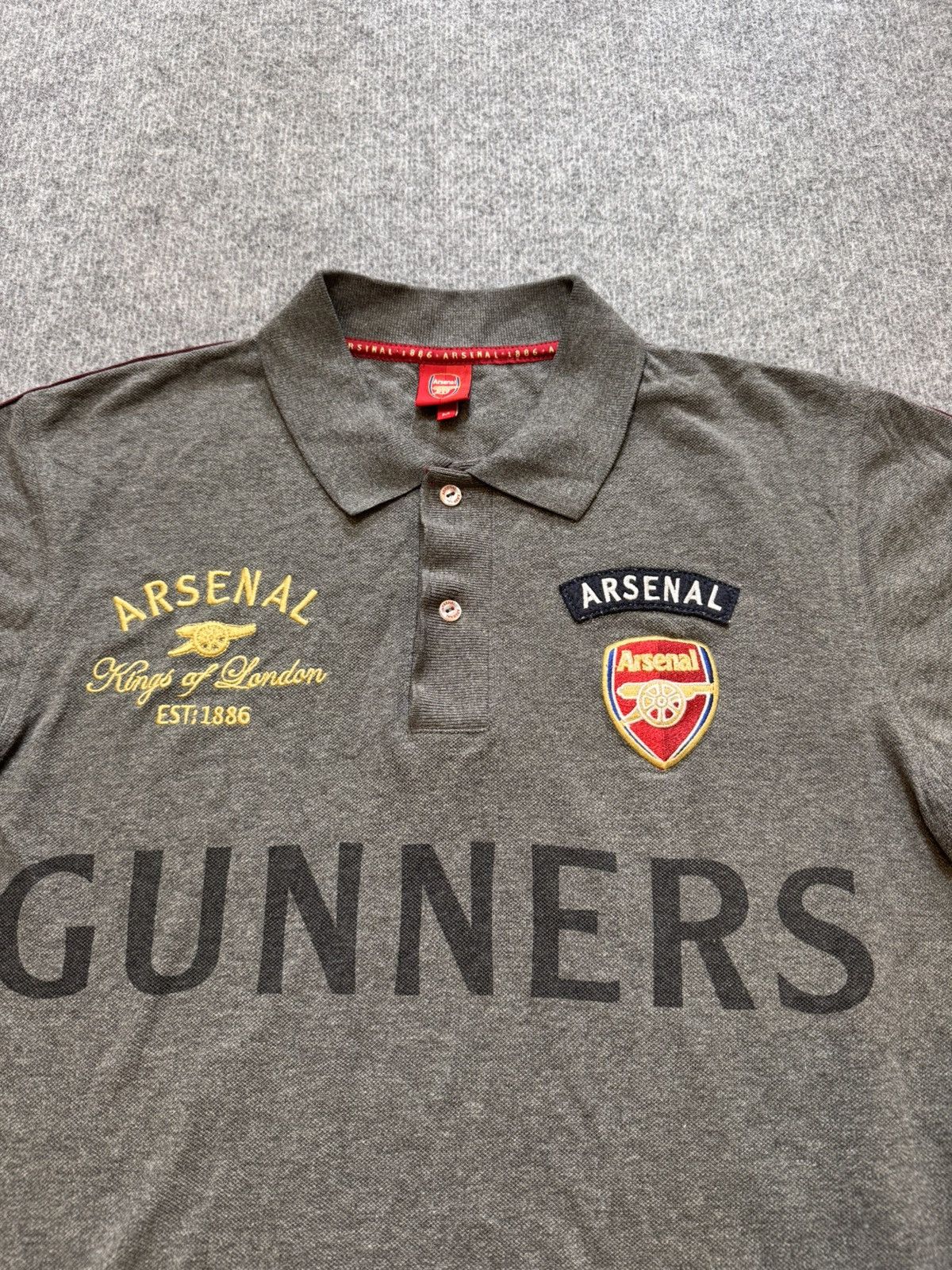 Other Vintage polos Arsenal soccer football rare gunners Size US M / EU 48-50 / 2 - 3 Thumbnail