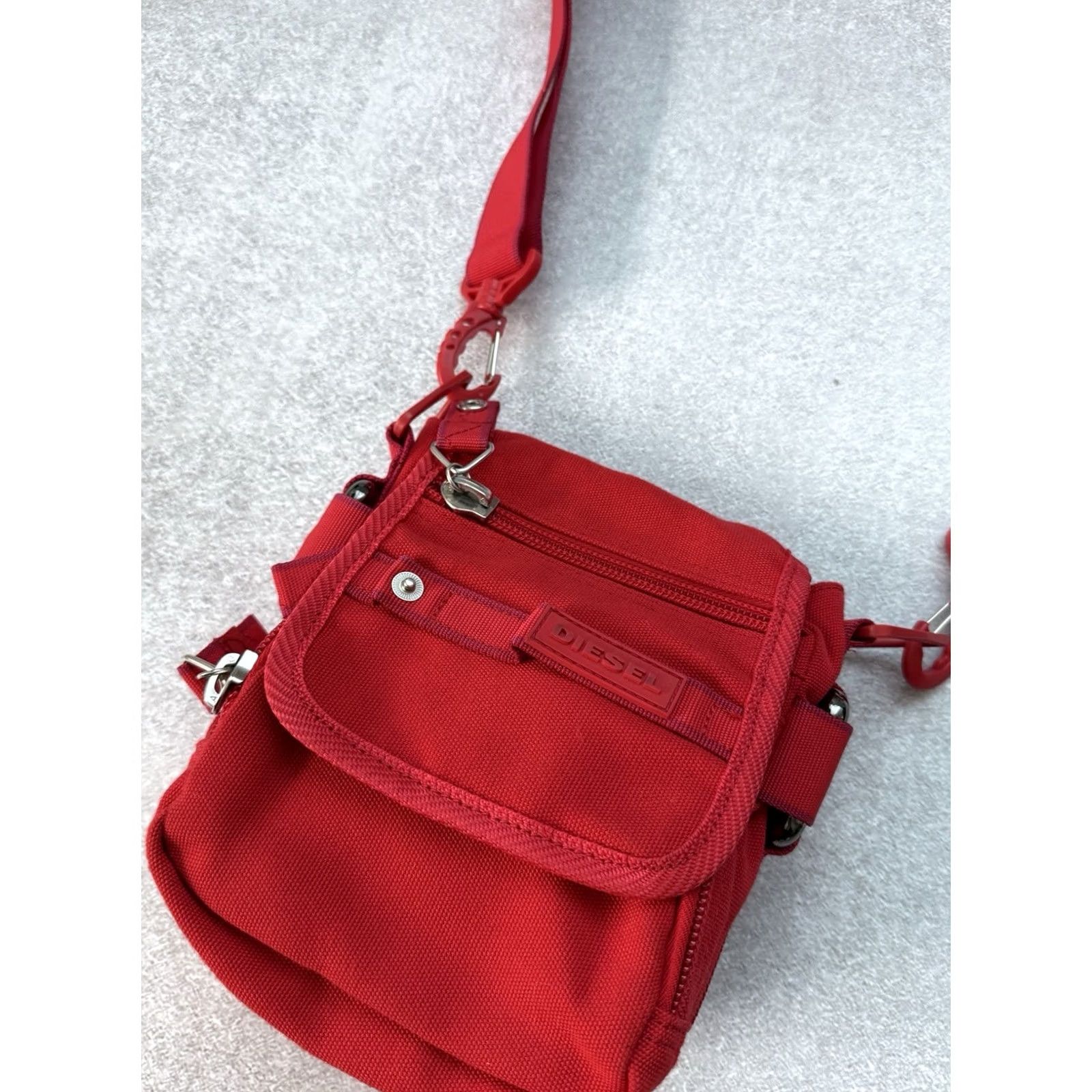 Diesel VINTAGE Diesel Red Messenger Bag Y2K Men’s Shoulders Bag Unisex Size ONE SIZE - 3 Thumbnail