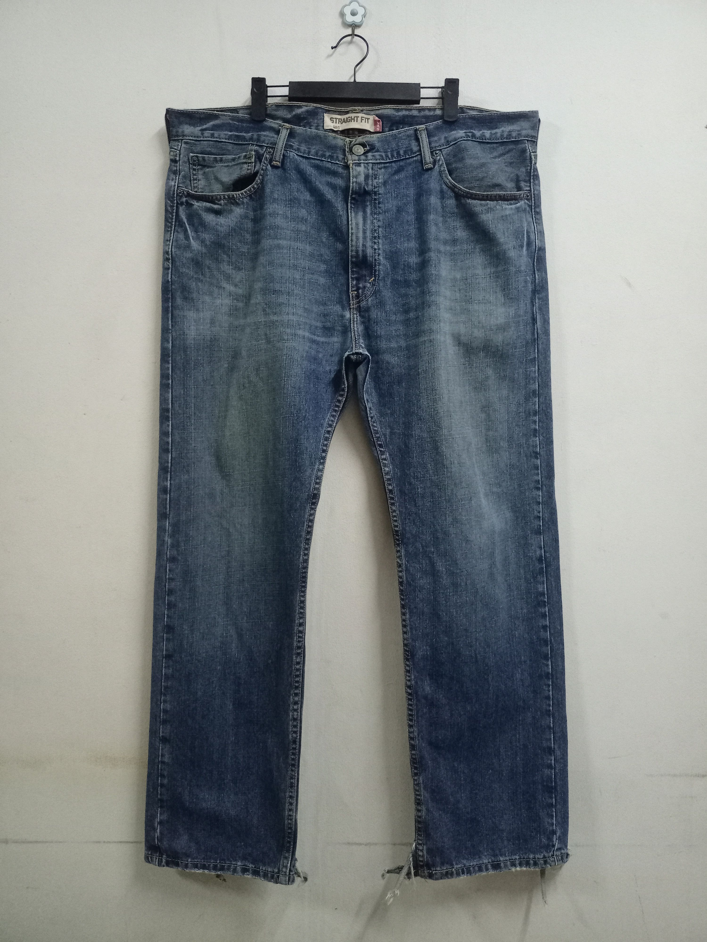 image of Distressed Denim x Levis Vintage 90's Levis 505 Baggy Straight Leg Jeans 41X30 in Blue, Men's