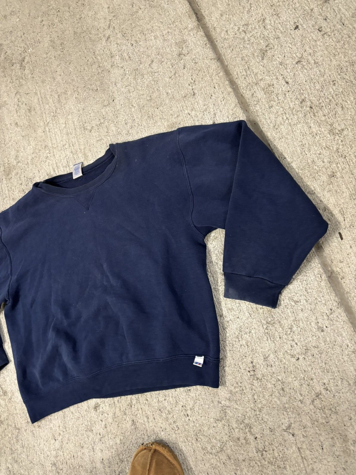 Russell Athletic × Vintage Navy Blank Russell athletic crewneck sweatshirt Size US L / EU 52-54 / 3 - 5 Thumbnail
