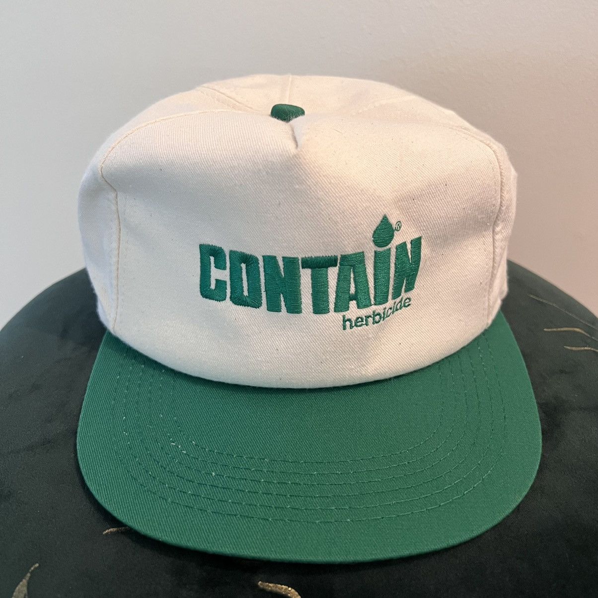 Other Vintage Contain Herbicide Snapback Farmer Hat White Green Size ONE SIZE - 2 Thumbnail