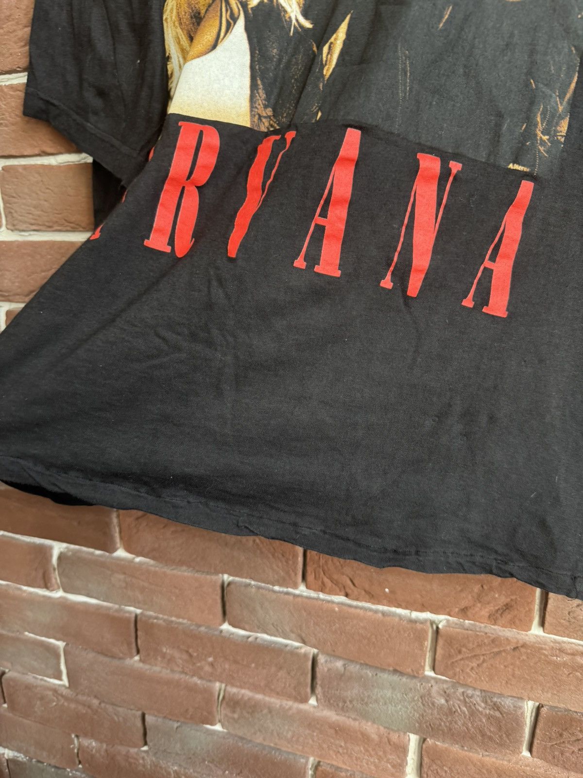 Band Tees Rare Vintage 90s Nirvana Kurt Cobain Grunge Band photo Tee Size US M / EU 48-50 / 2 - 3 Thumbnail