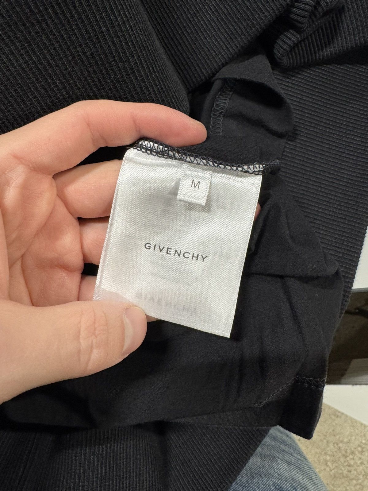 Givenchy Givenchy Cut Out Destroyed Logo Sweatshirt NEW 1250$ Size US M / EU 48-50 / 2 - 6 Thumbnail