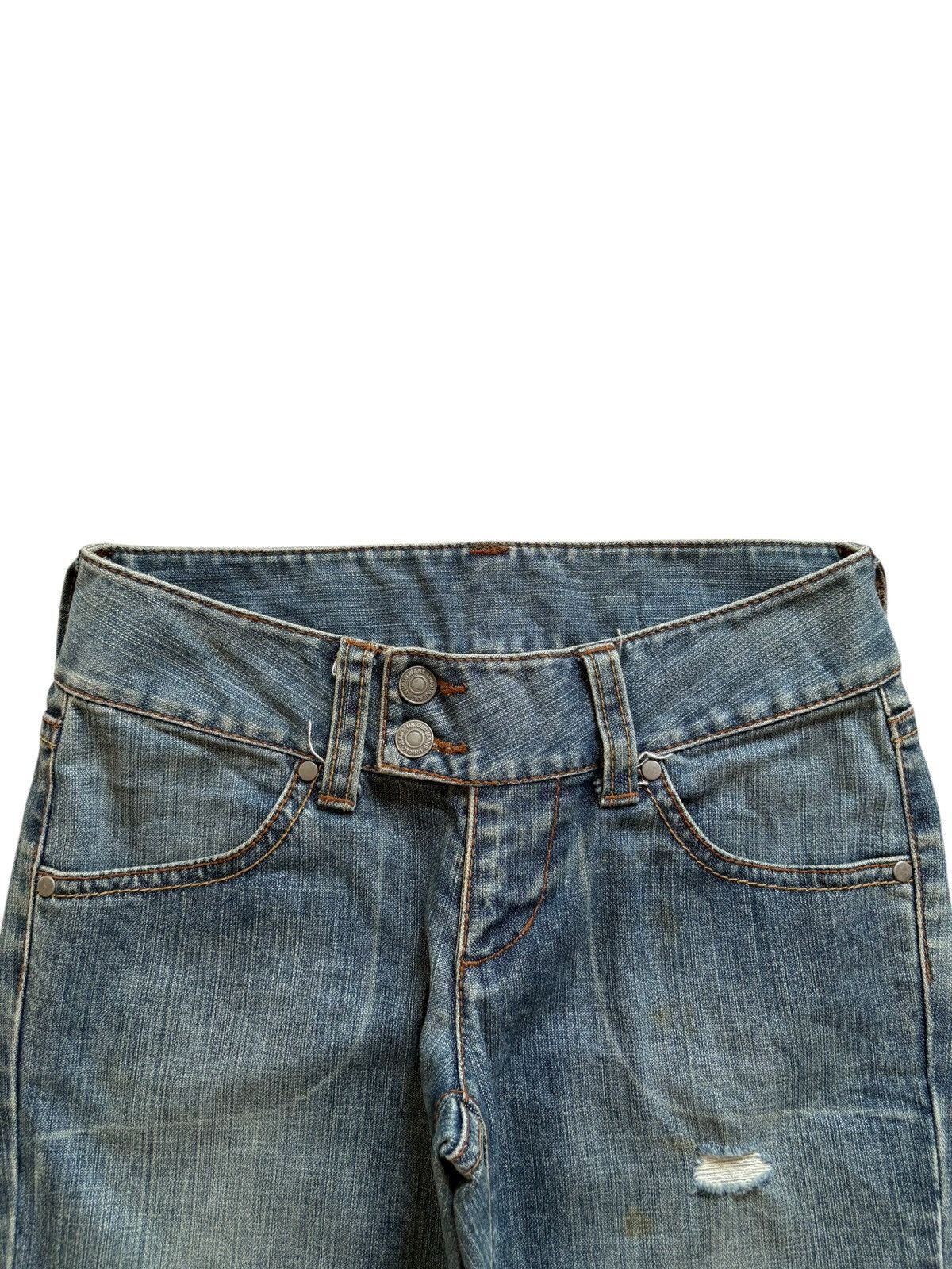 Japanese Brand × Uniqlo Vintage Uniqlo Mud Wash Distressed Bootcut Flare Blue Jeans Size US 28 / EU 44 - 4 Thumbnail