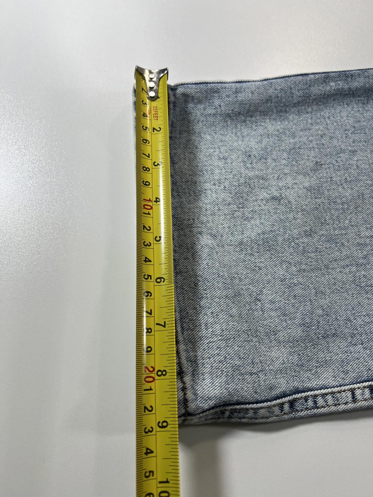 The Unbranded Brand Wide Leg Light Wash Denim Jeans with Patch Pockets Size 28" / US 6 / IT 42 - 7 Thumbnail