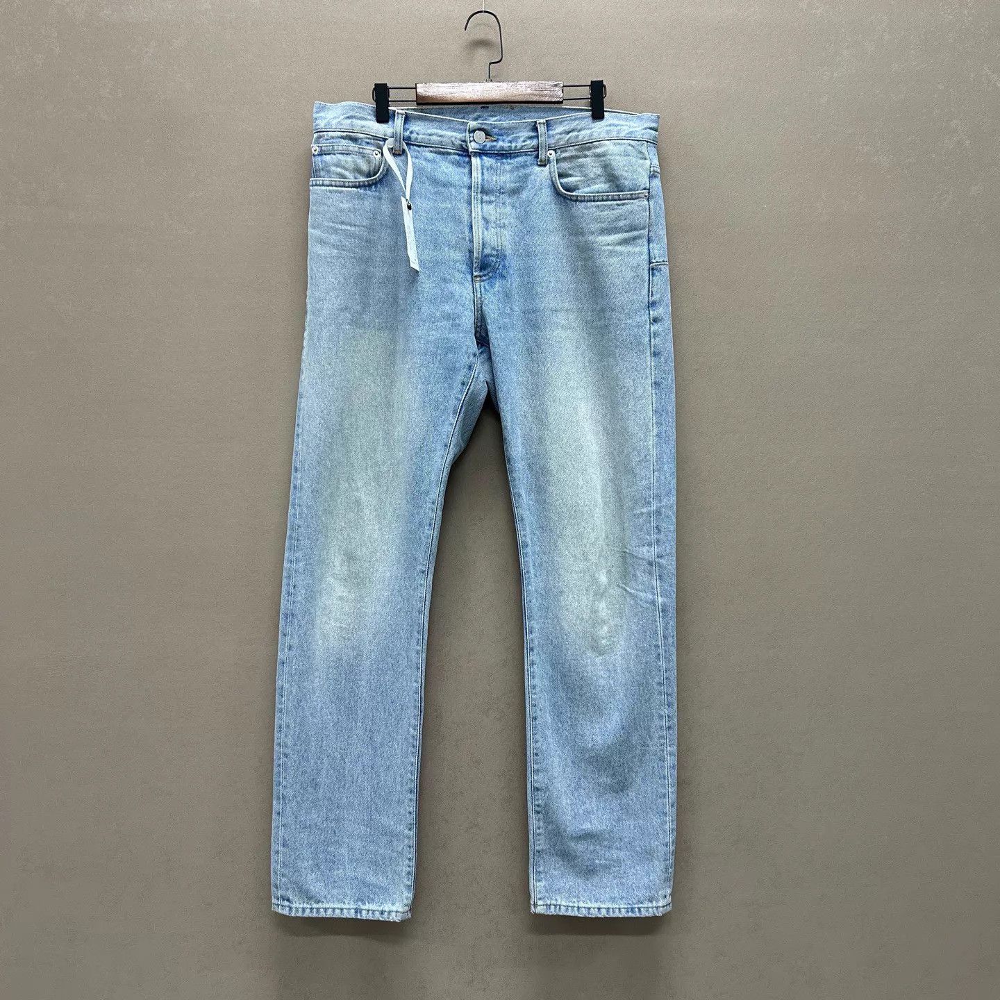 Dior Dior 99 new washed blue leather tag logo jeans 36 Size US 36 / EU 52 - 1 Thumbnail