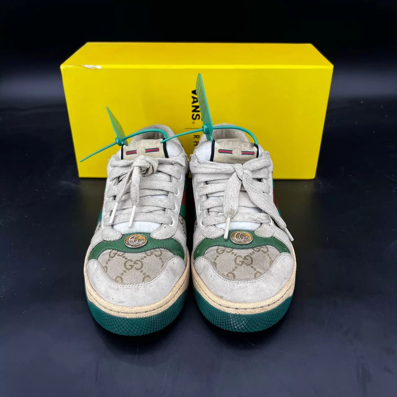 Gucci Gucci Green Dirty Sneakers EU 37.5 Size US 7 / IT 37 - 6 Thumbnail